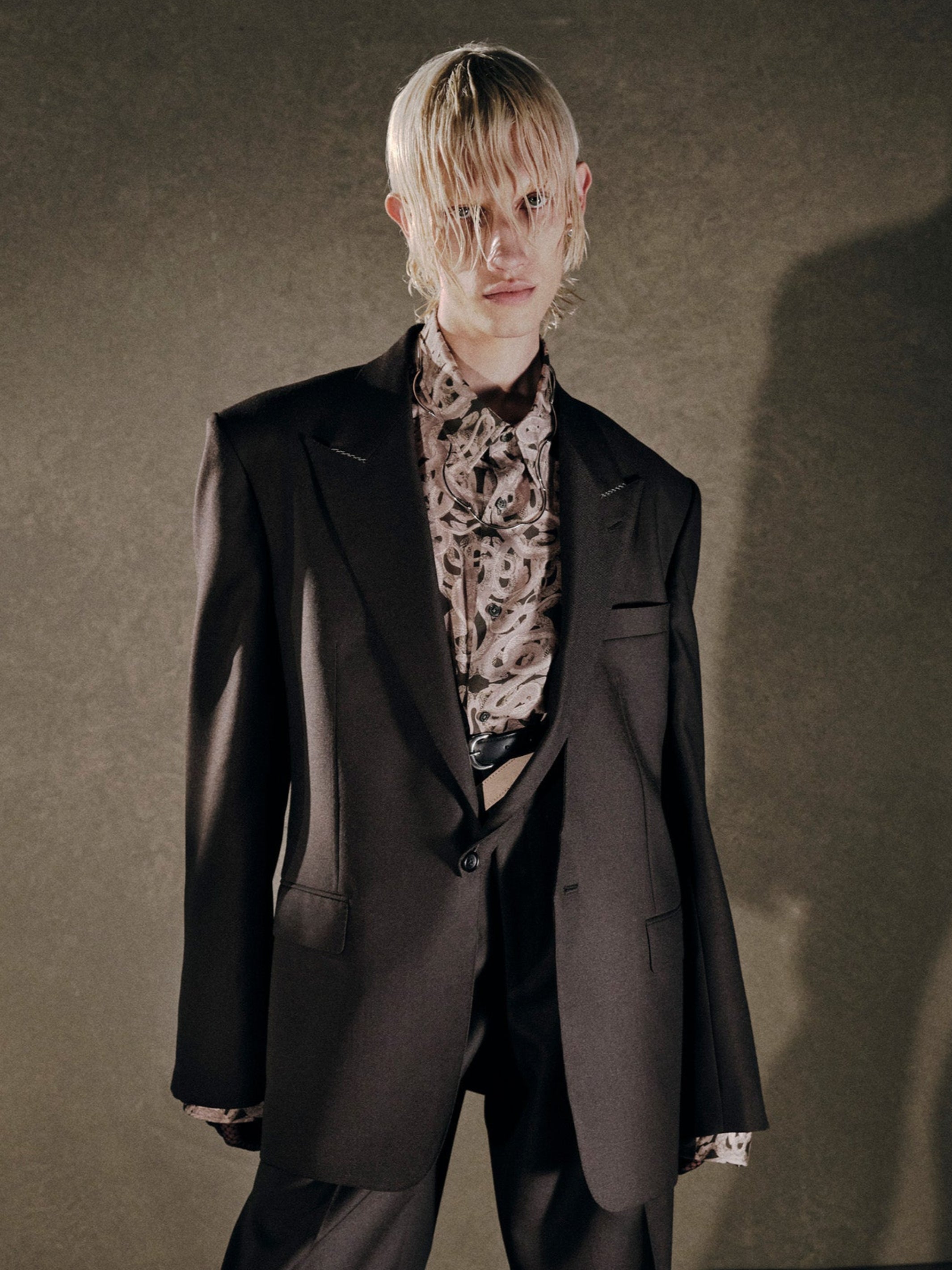 WOOL MOHAIR GABARDINE CUT LAPEL SINGLE BREASTED JACKET