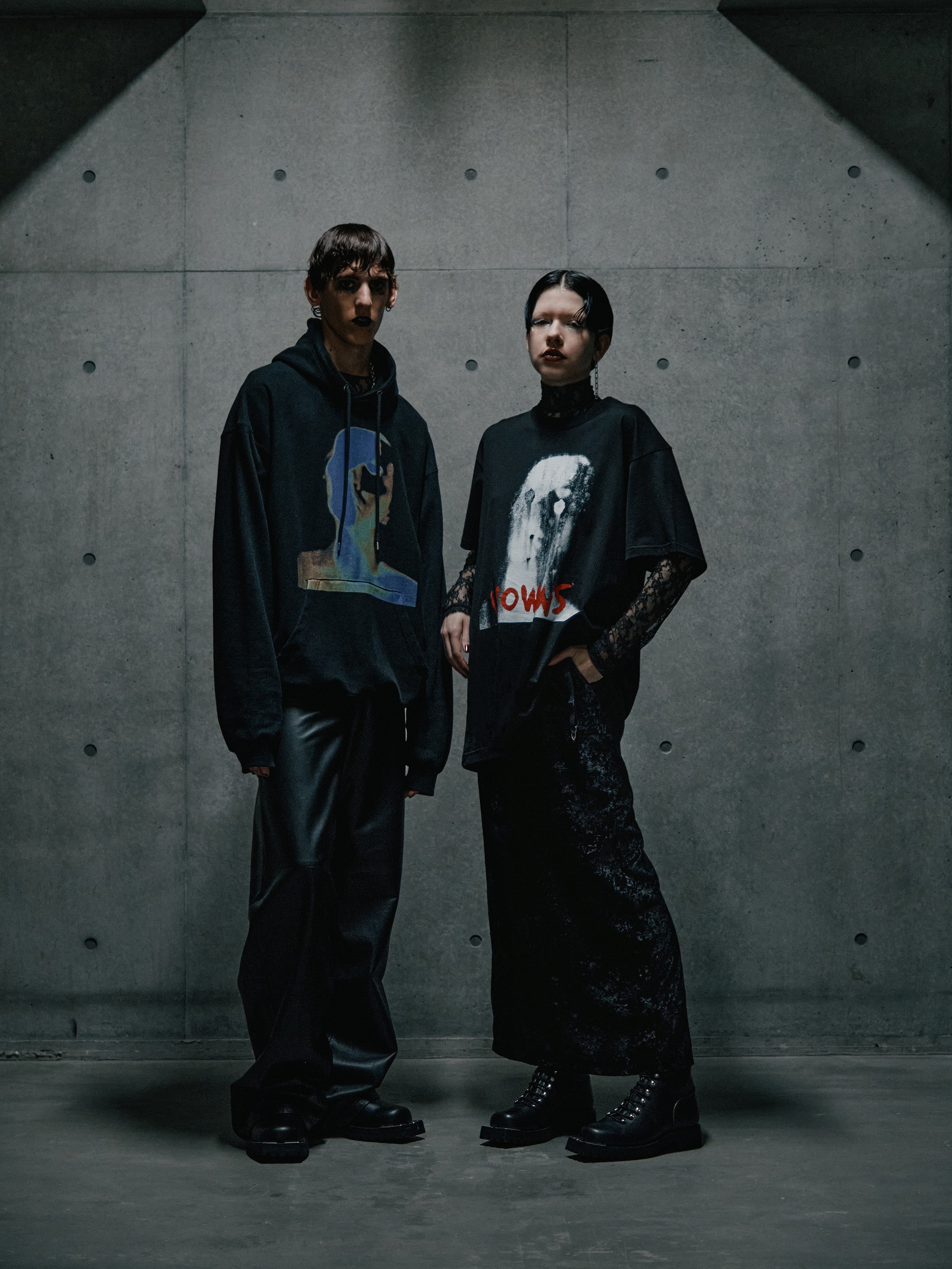 VOWWS GRAPHIC PRINT T-SHIRT