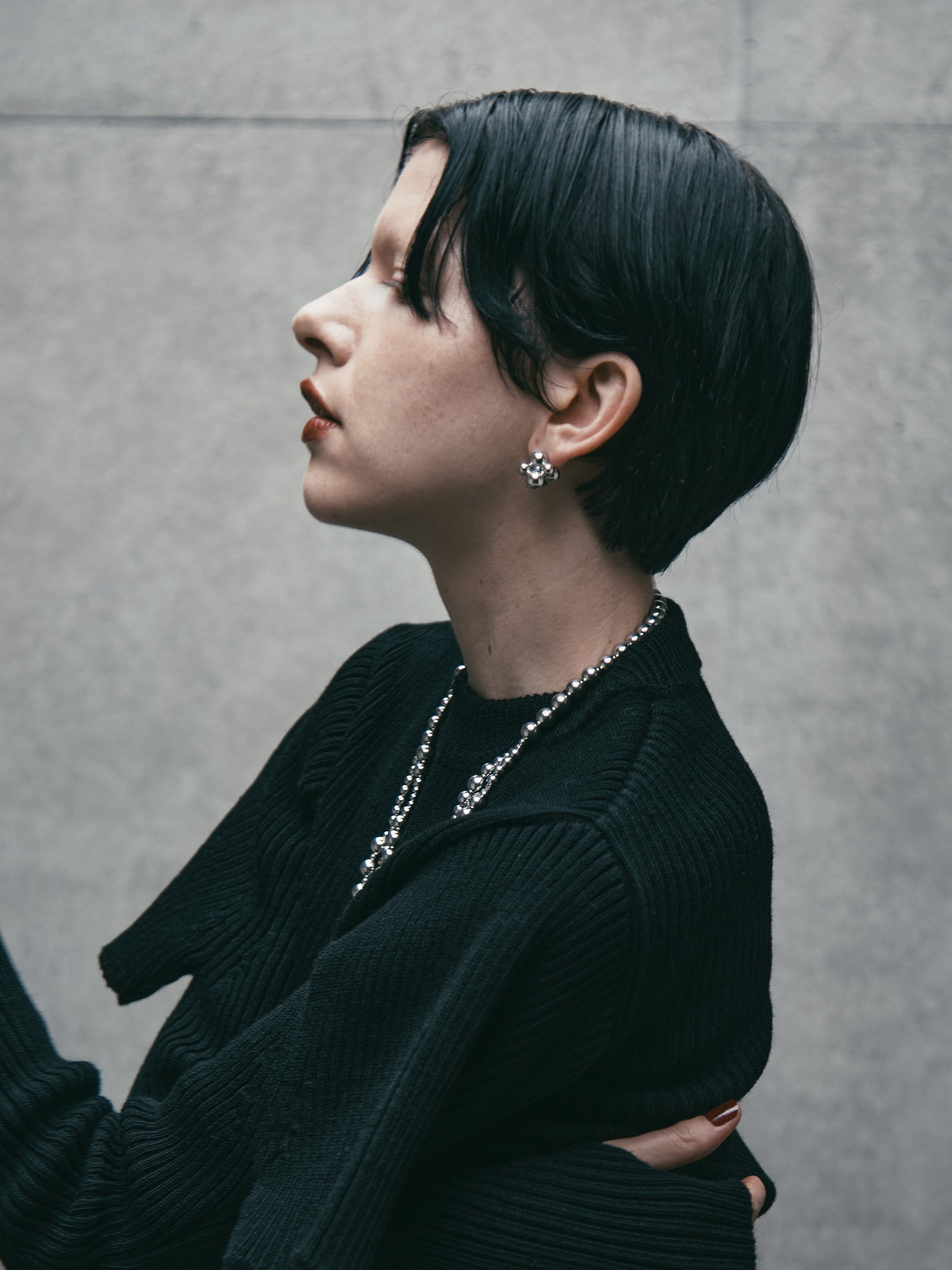 METAL BALL EARRING