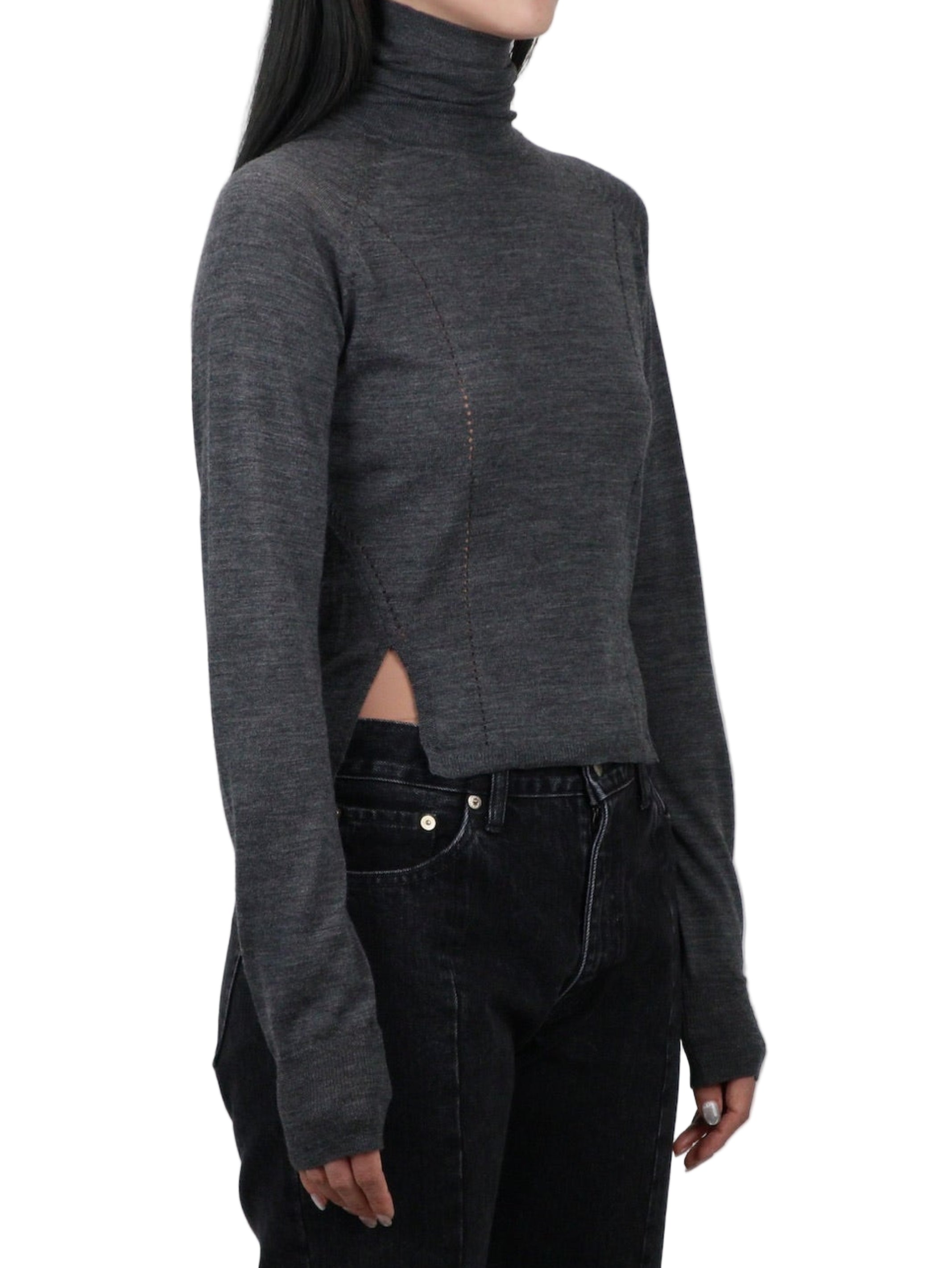 TURTLE NECK KNIT SWEATER