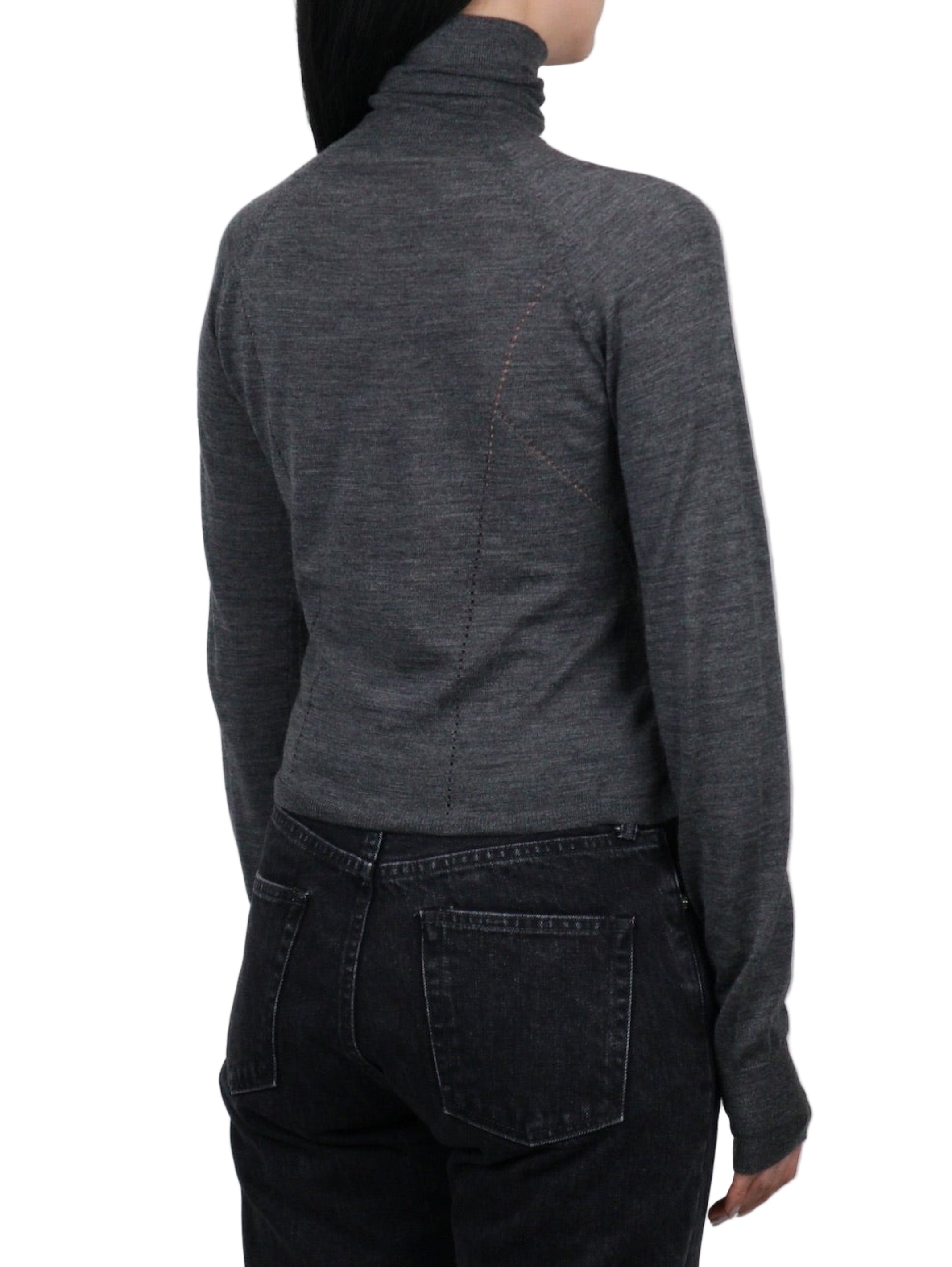 TURTLE NECK KNIT SWEATER