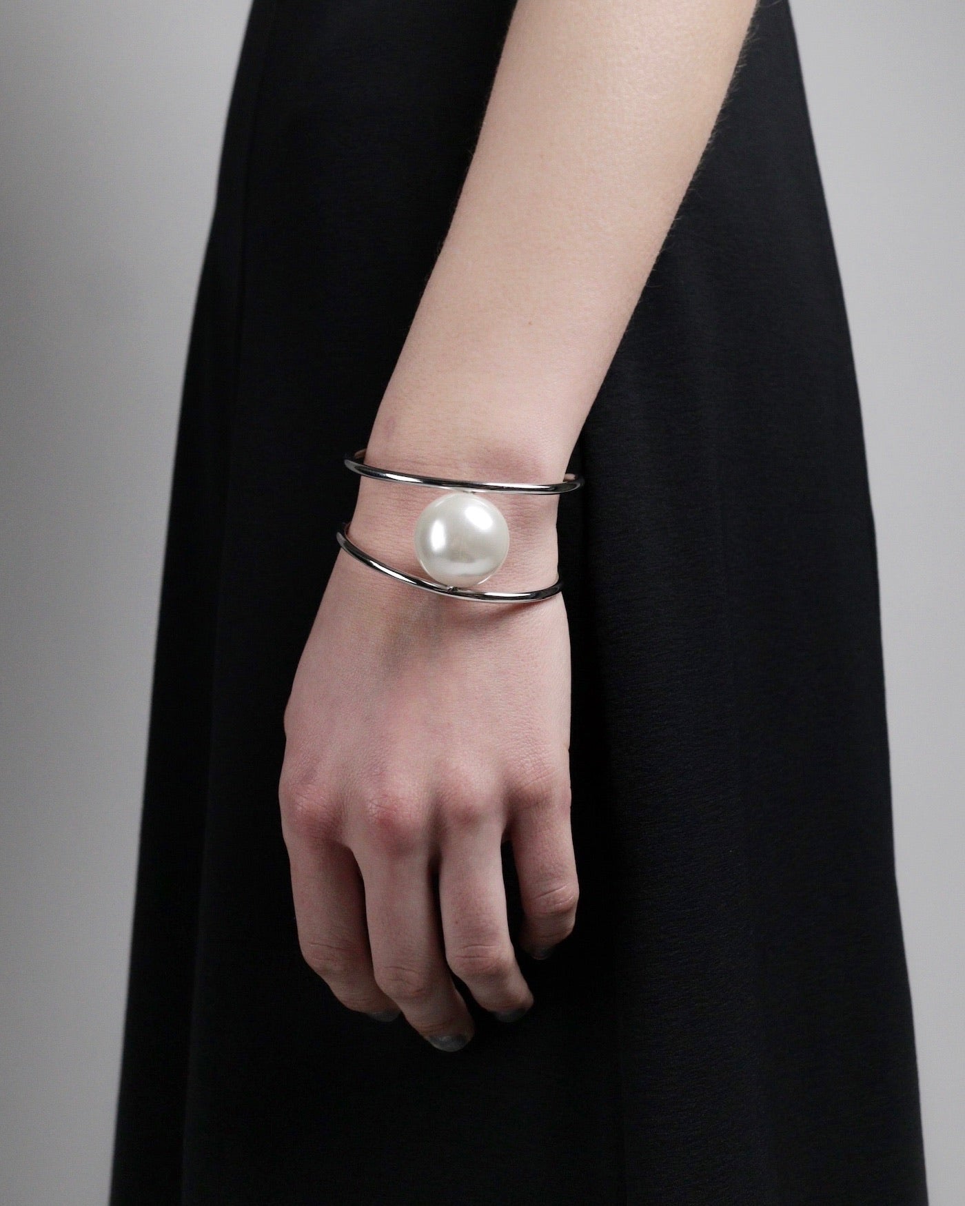 Pearl bangle