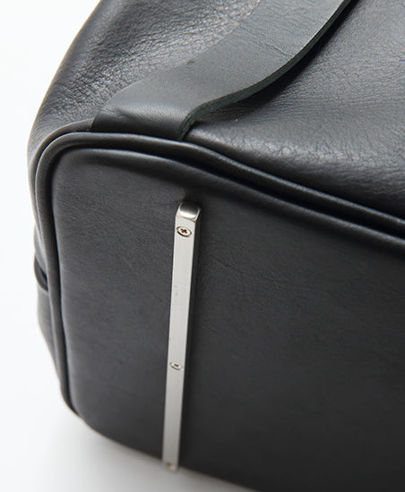 TRAVELING BAG