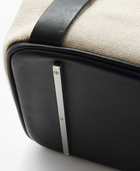 CANVAS TRAVELING BAG