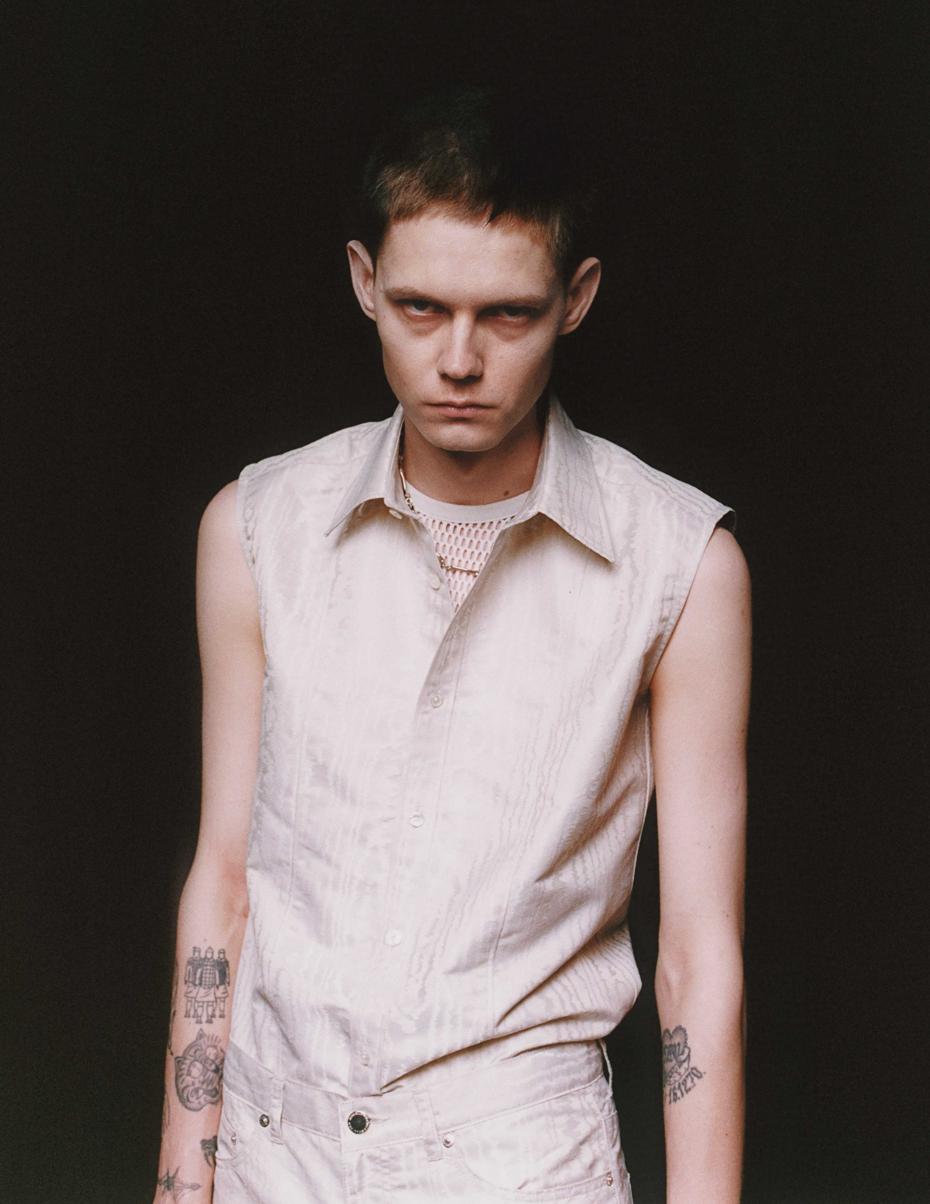 Moire Jacquard Sleevels Shirt