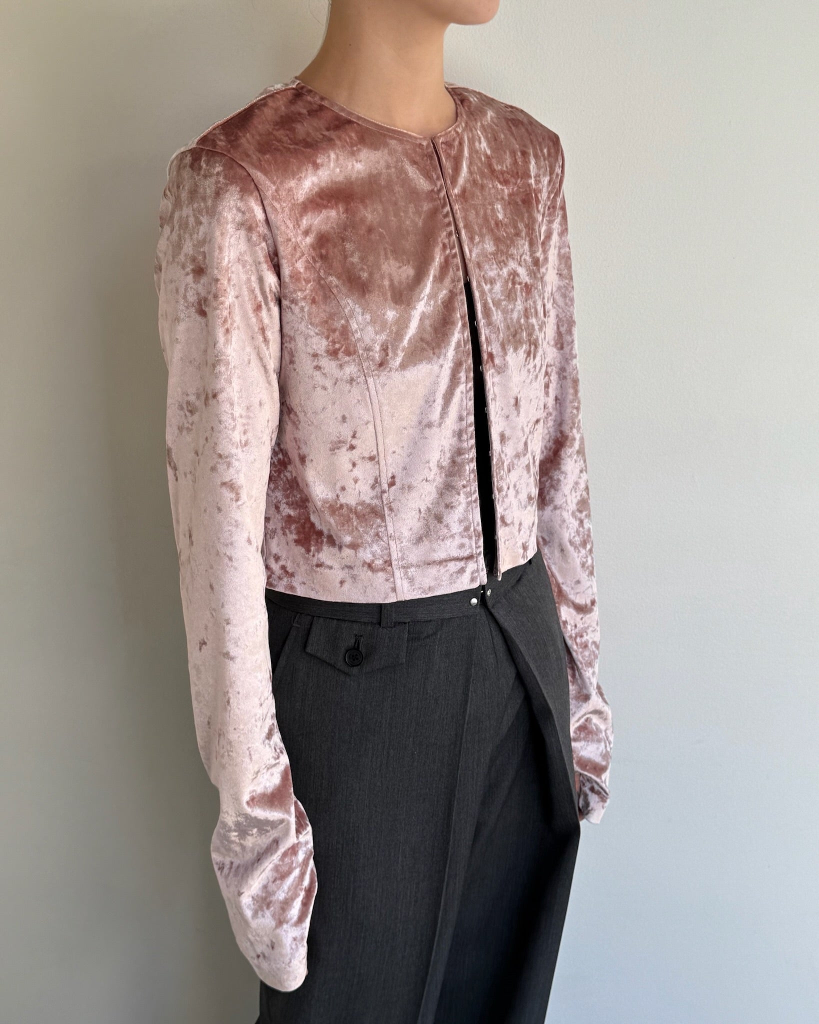 CRUSHED VELOUR HOOK CARDIGAN