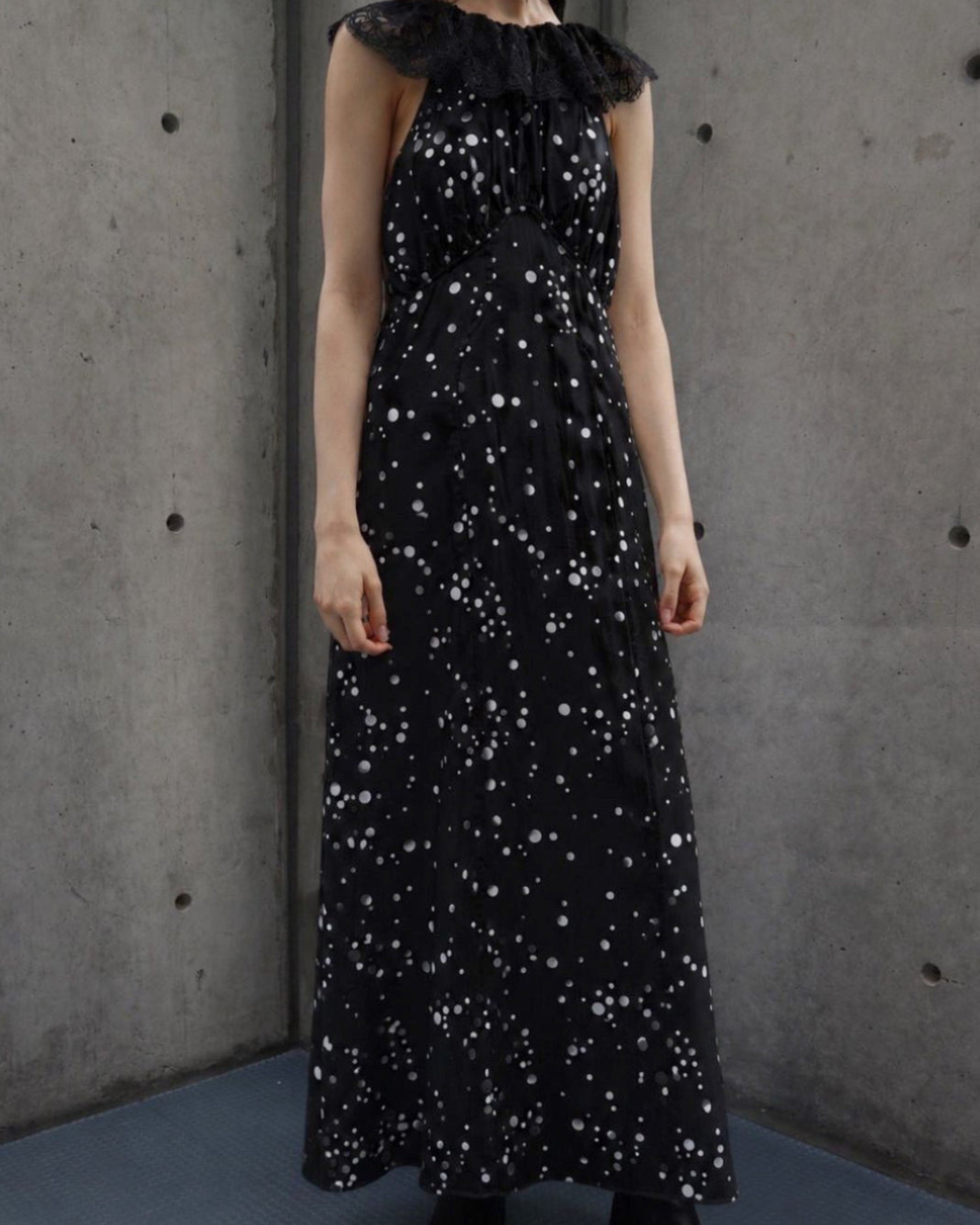 RANDOM DOT SLIP DRESS