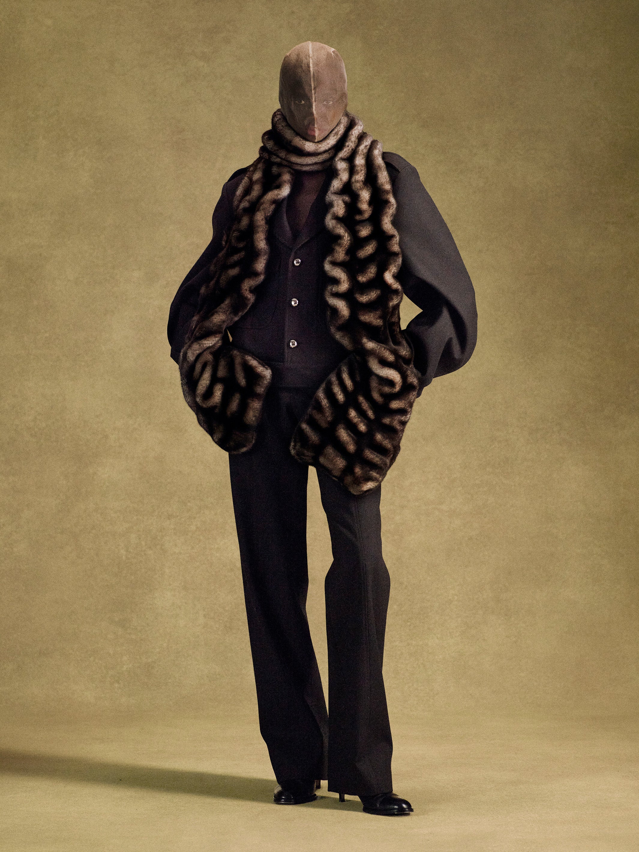 FUR STOLE