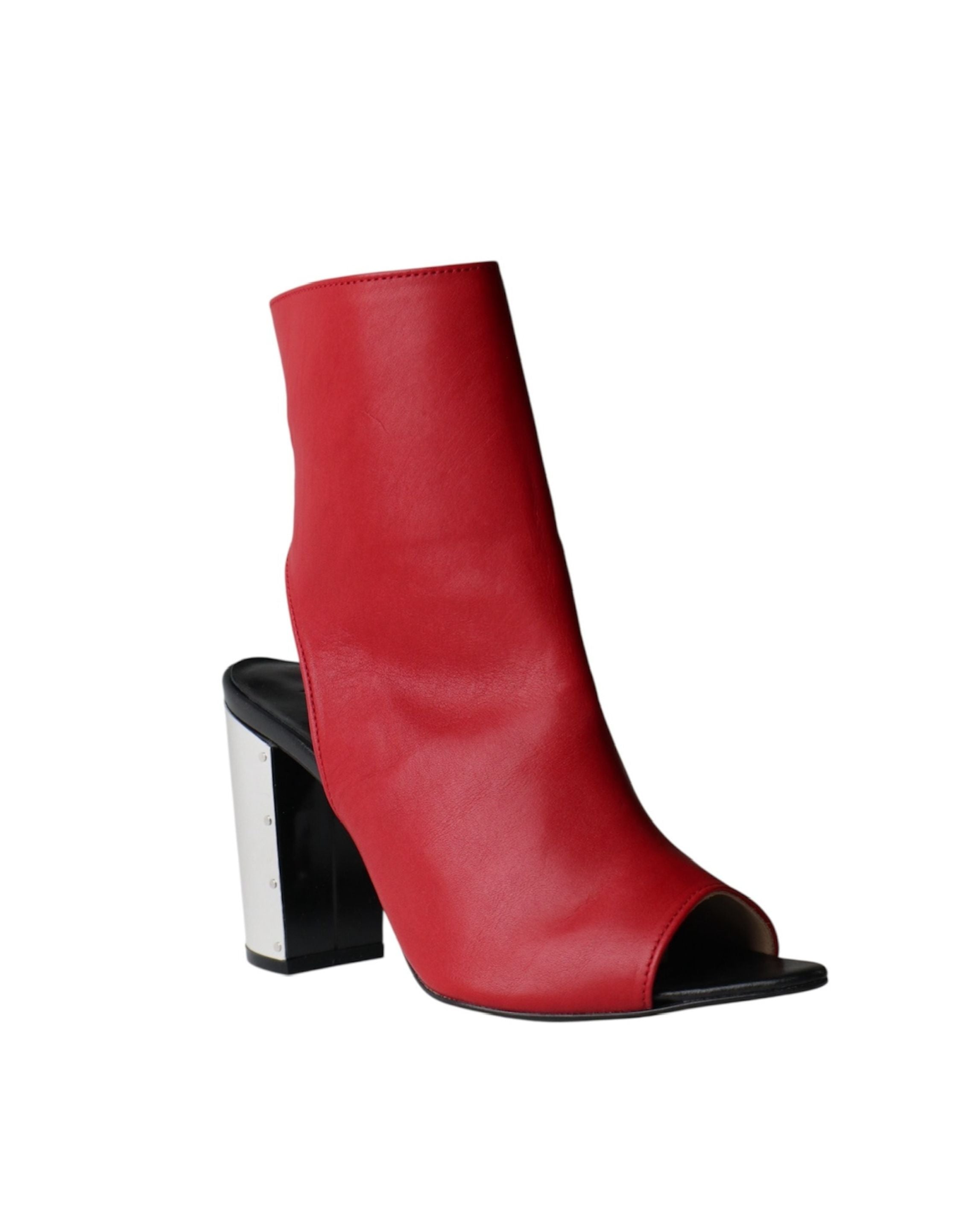 METAL HEEL LEATHER BOOTS | RED