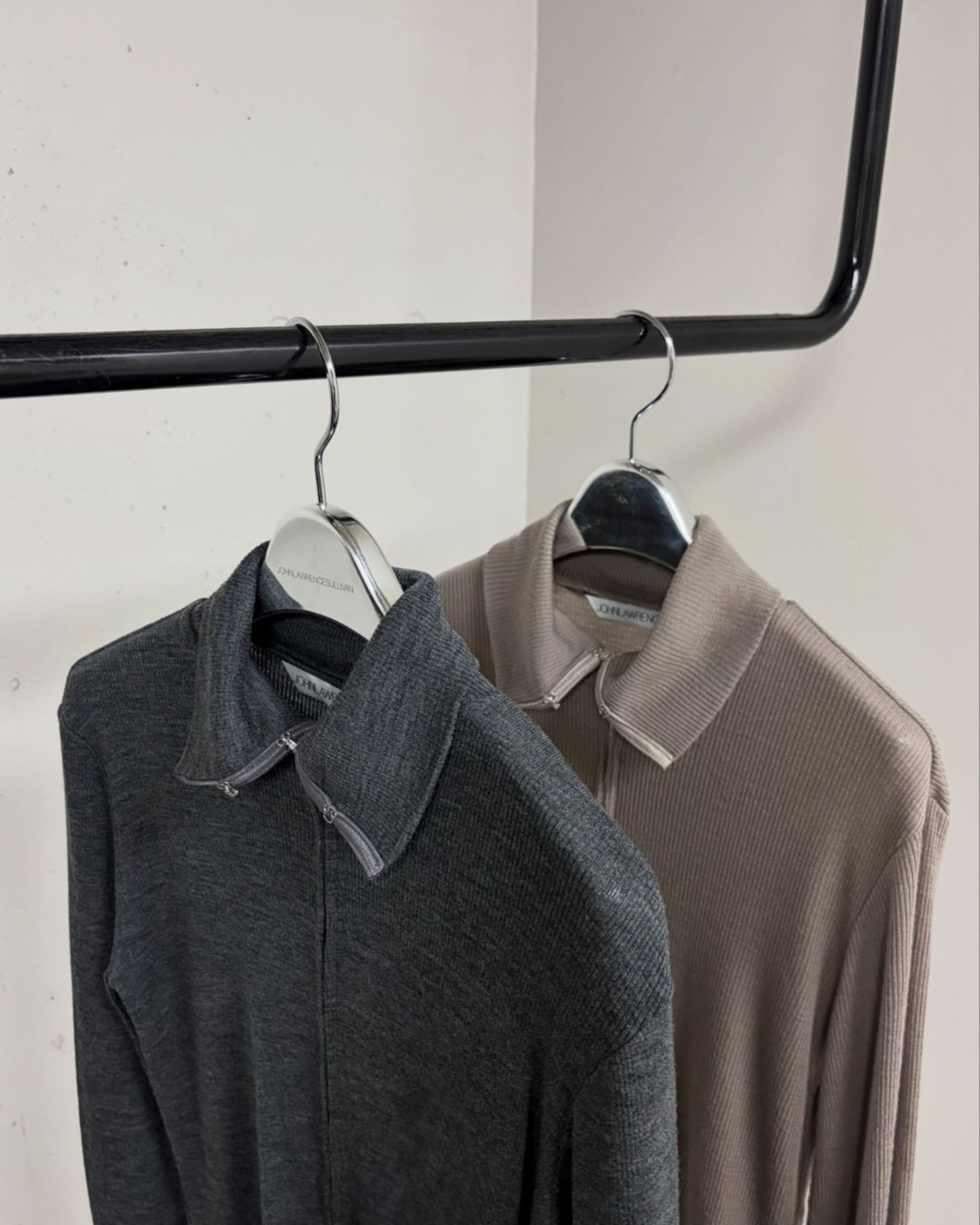 WOOL JERSEY HI NECK TOP