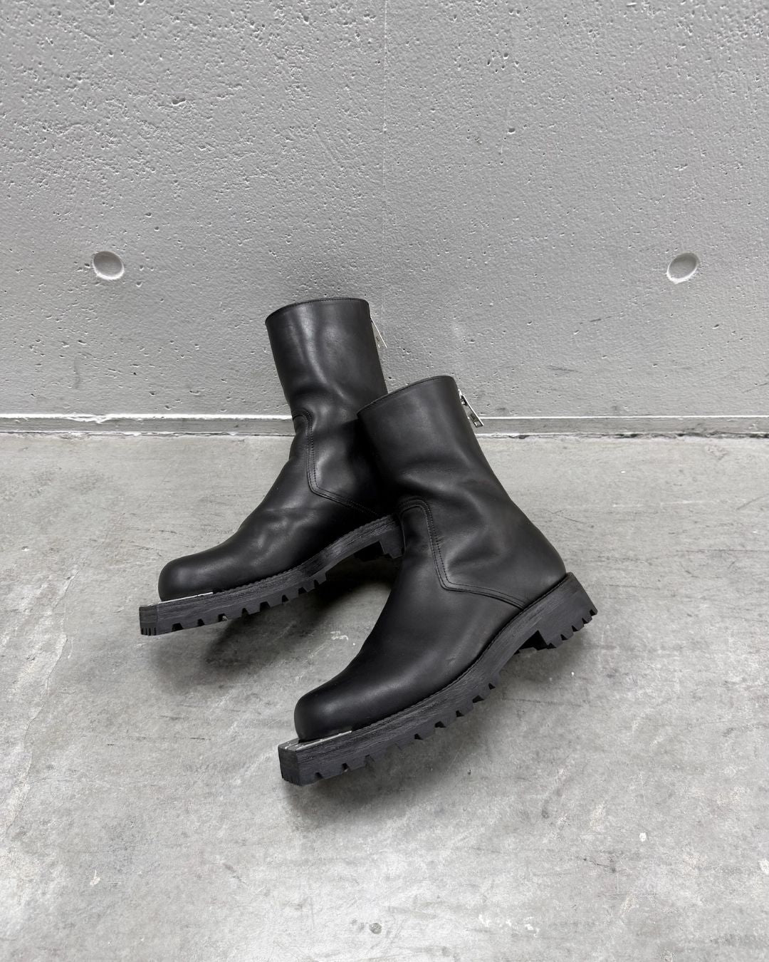 METAL TOE ZIP-UP BOOTS
