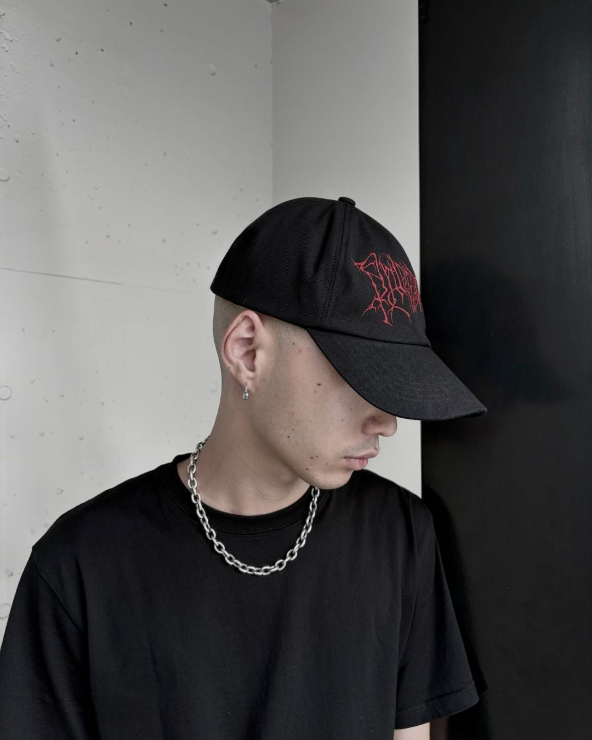 EMBROIDERED CANVAS CAP
