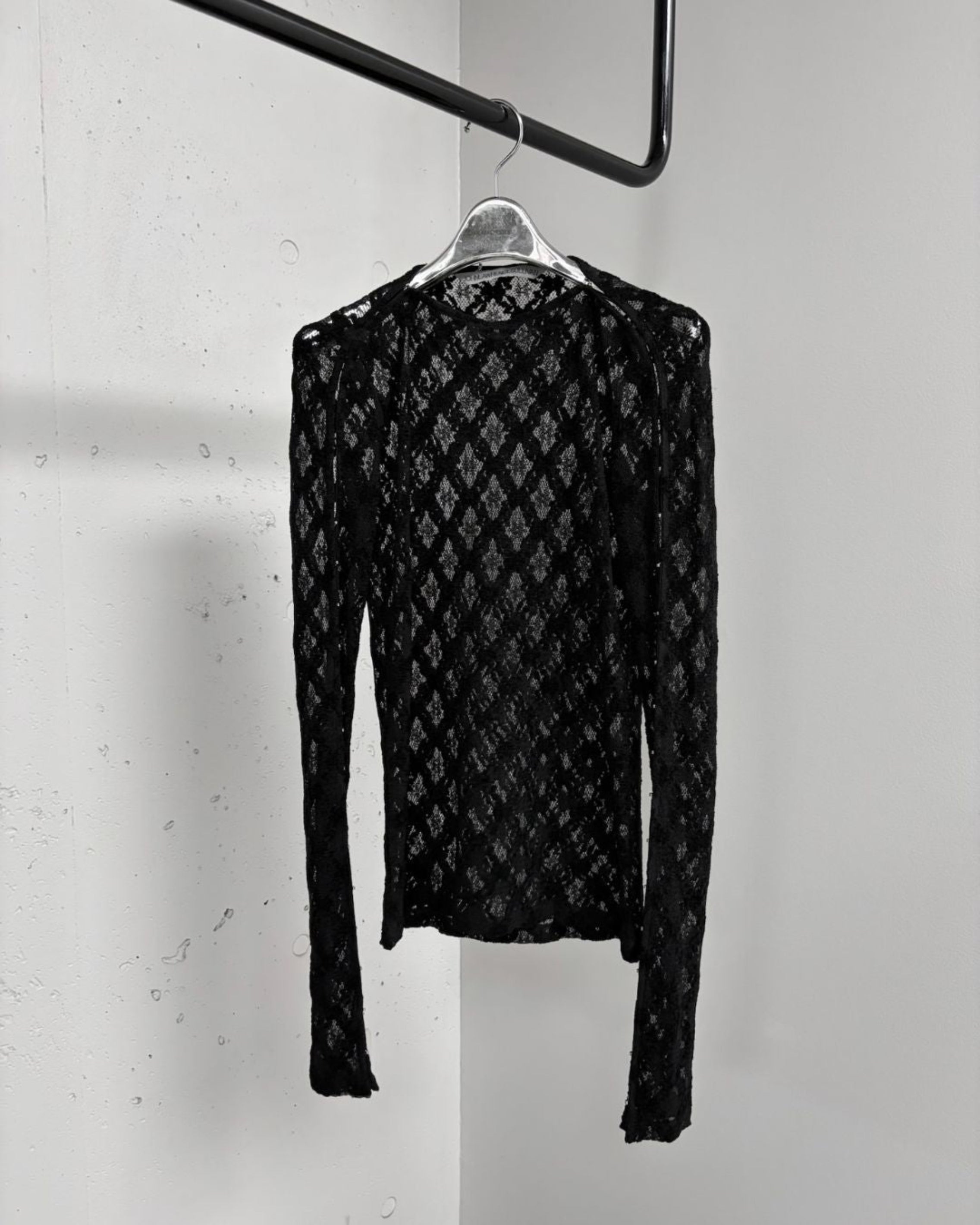 LACE BOAT NECK TOP