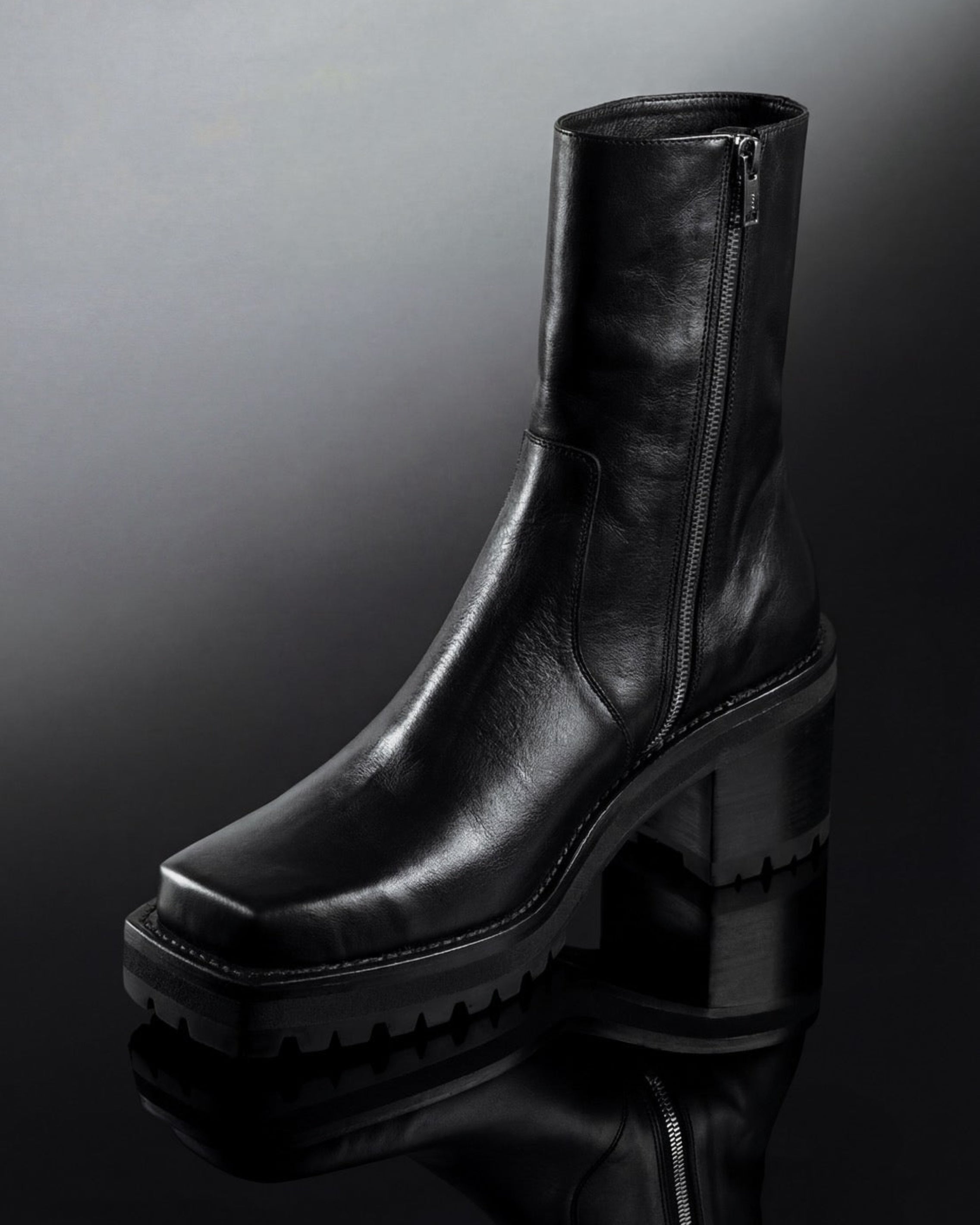MONSTER BOOTS