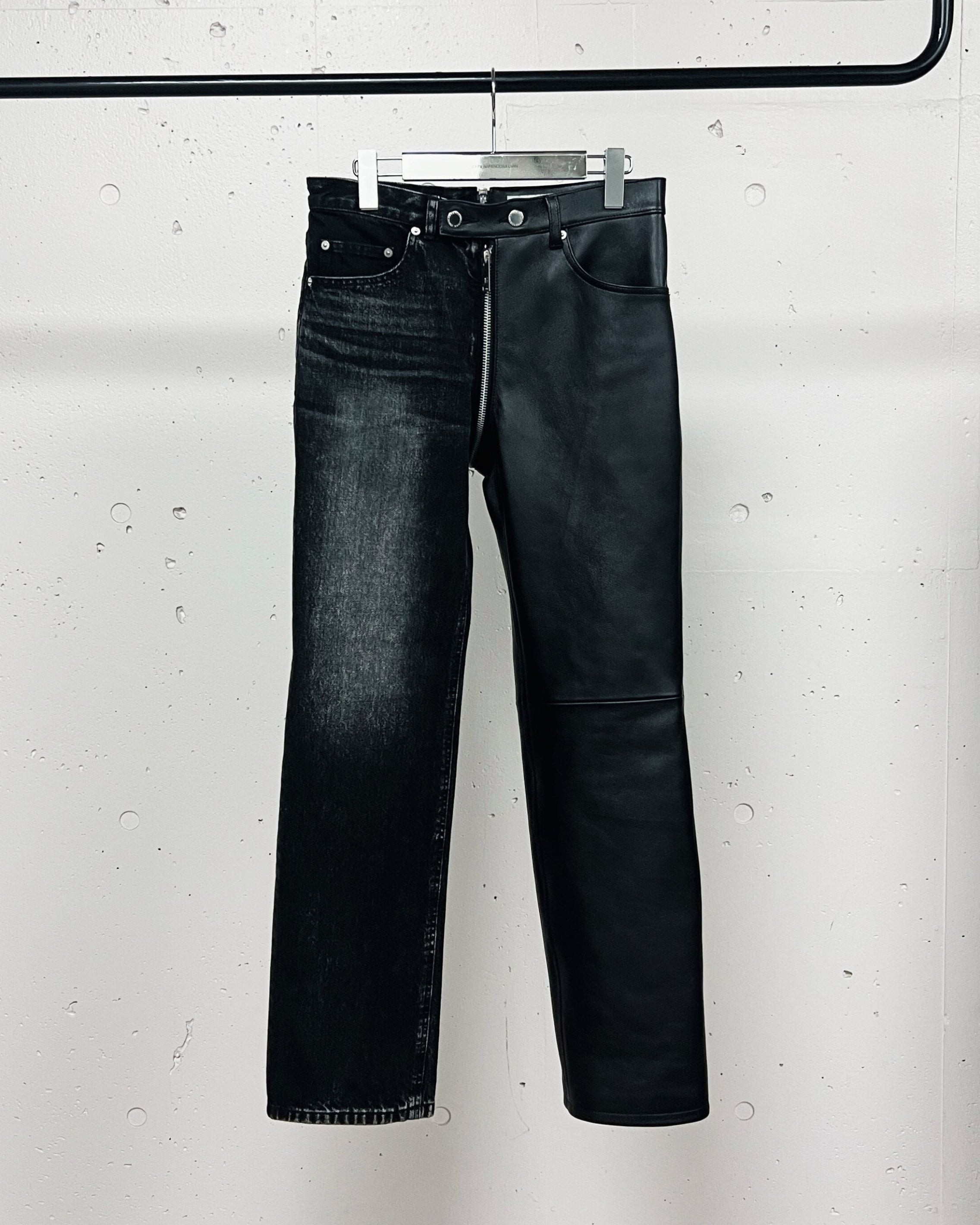 WASHED DENIM WRAPAROUND ZIP PANTS