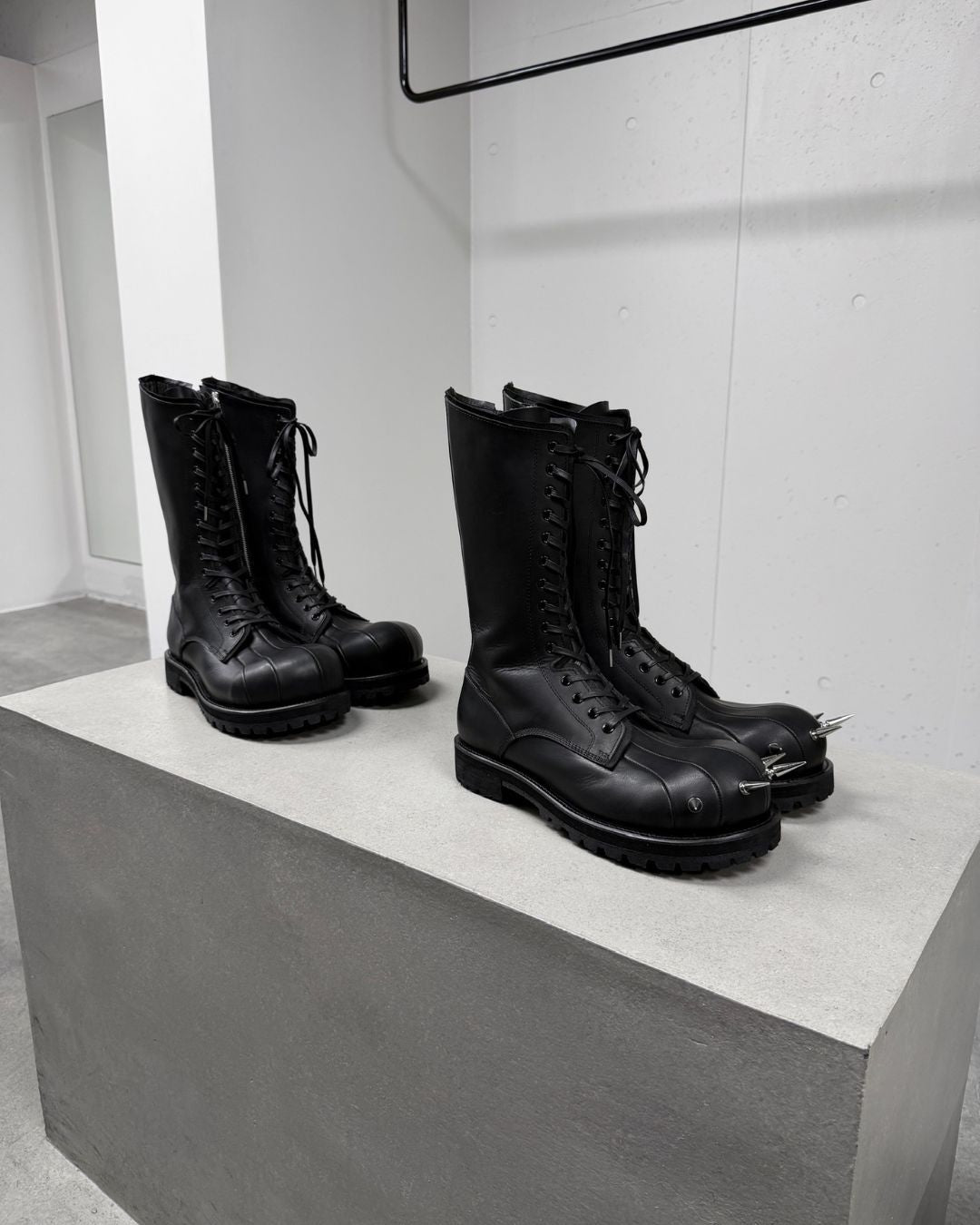 MENS SHOES