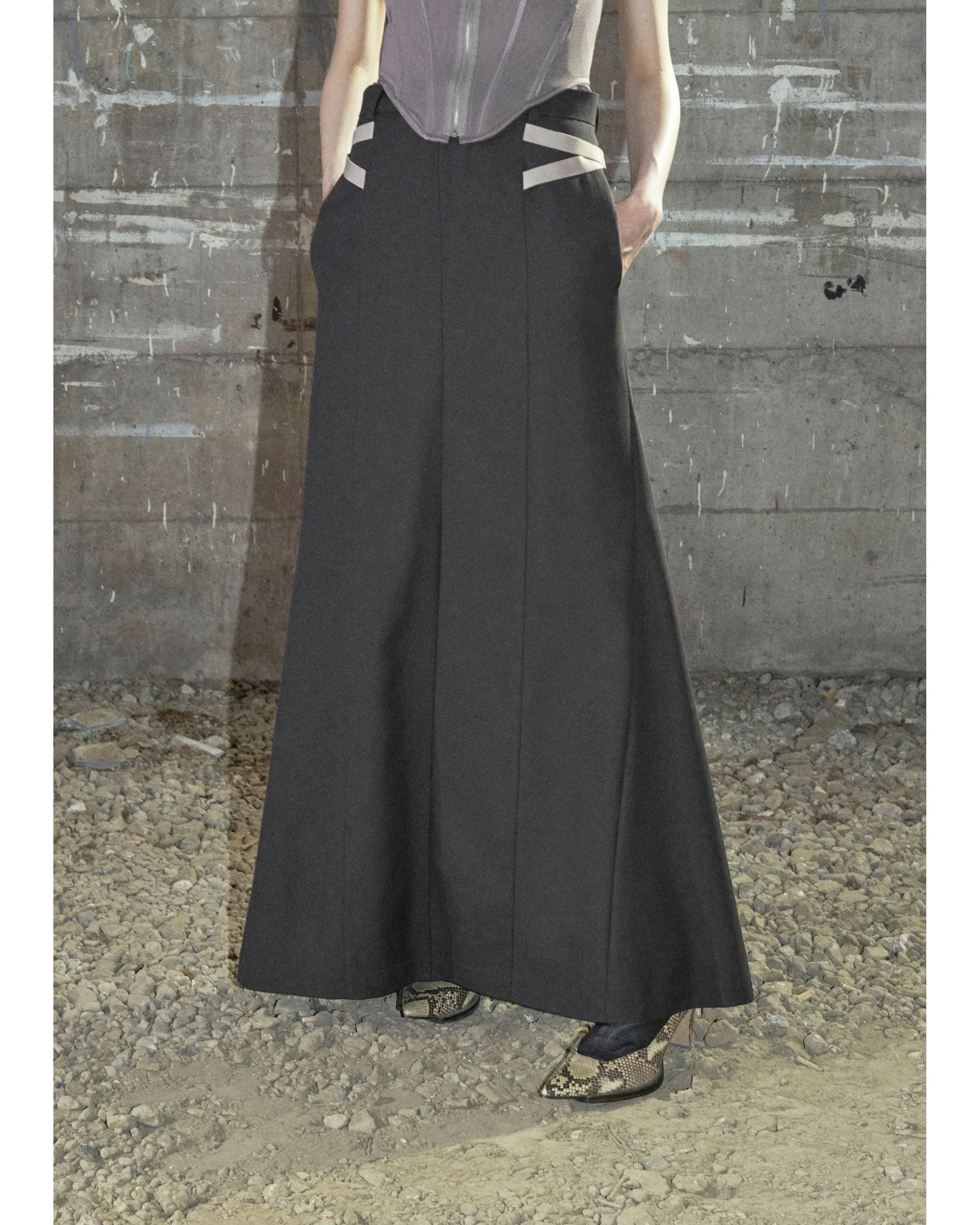 WOOL DOBBY SIDE STRAP SKIRT