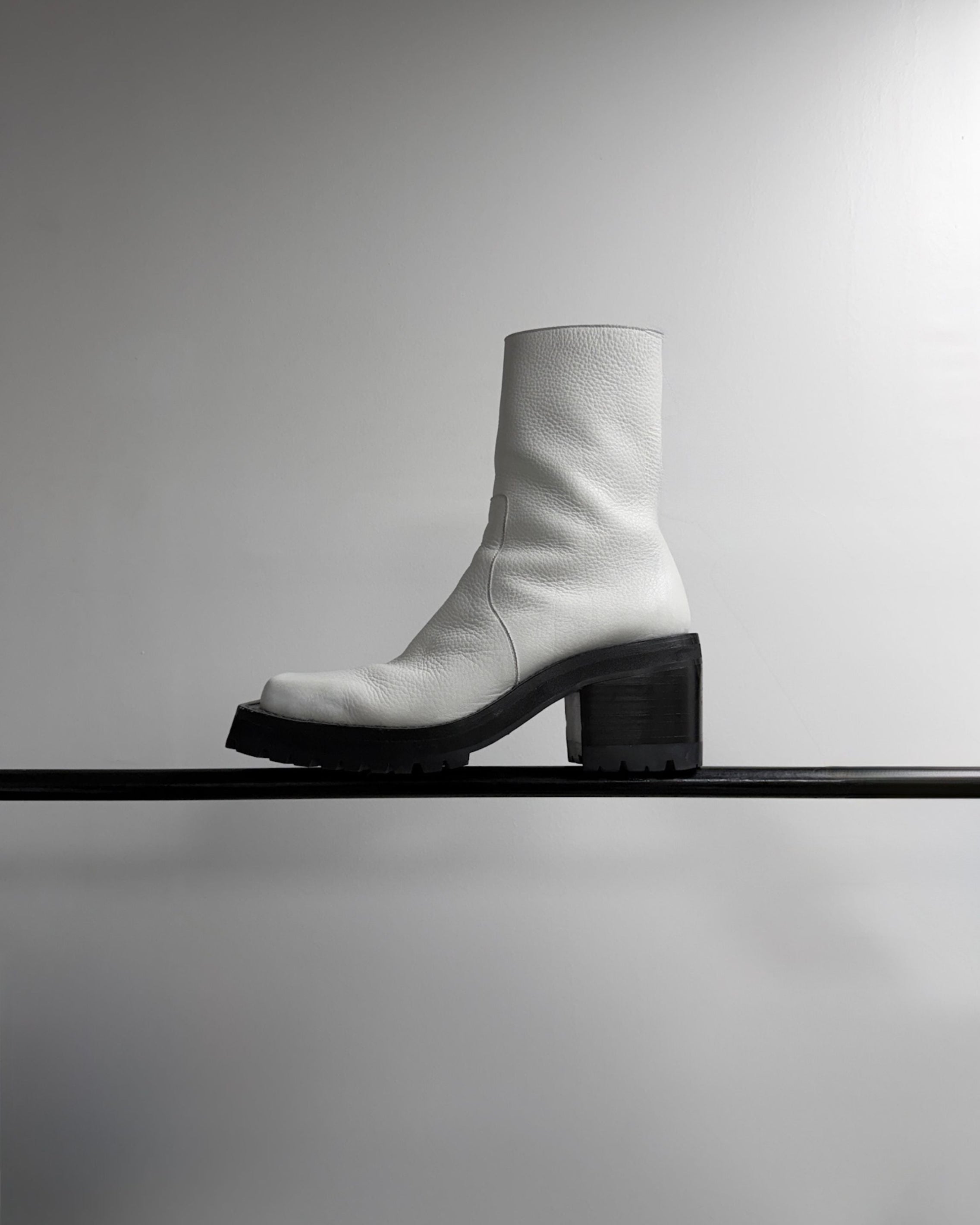 MONSTER BOOTS