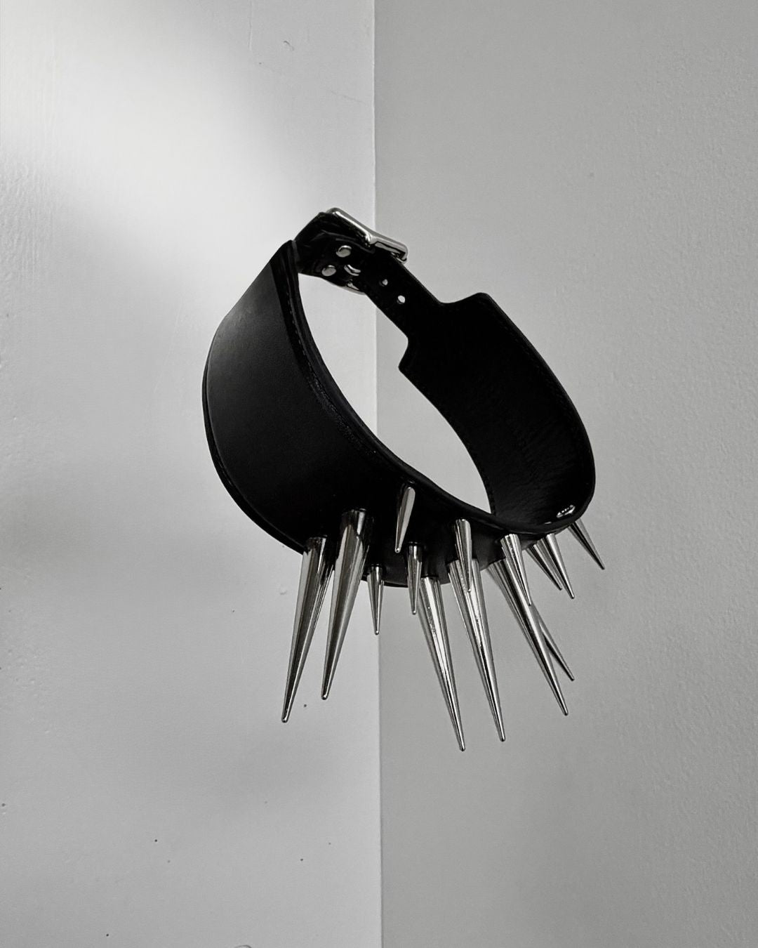 THREE ROW STUDDED LEATHER CHOKER