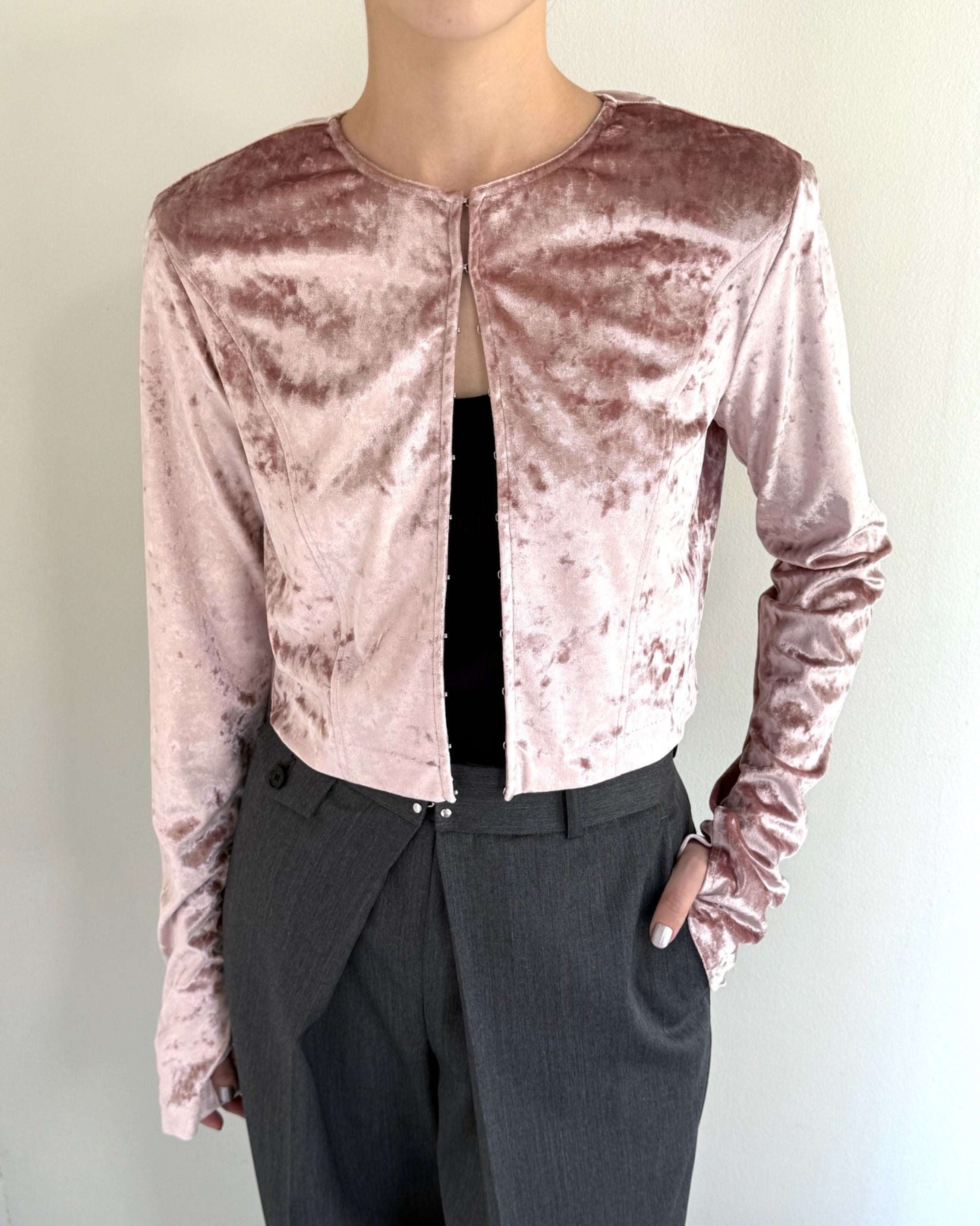 CRUSHED VELOUR HOOK CARDIGAN