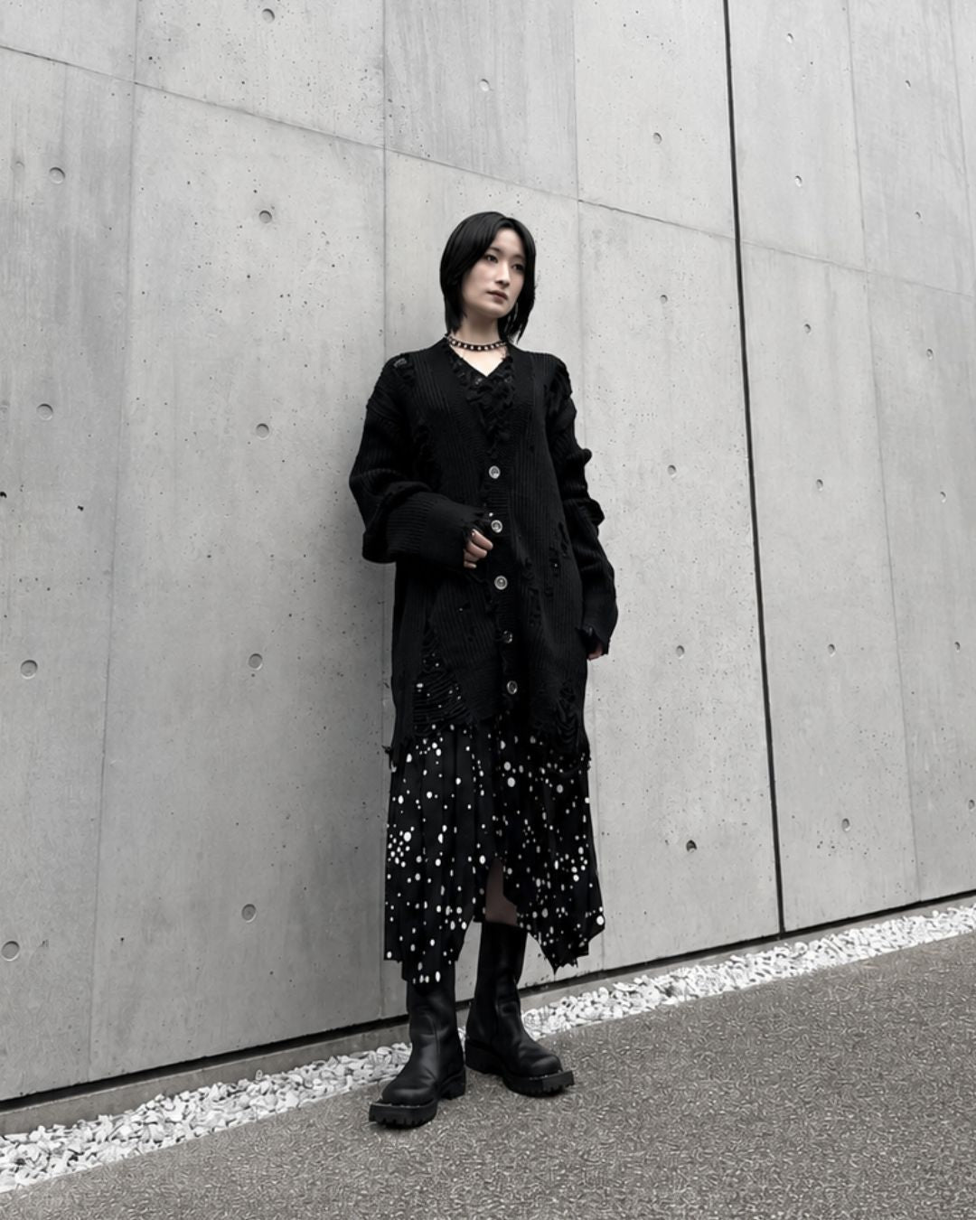 RANDOM DOT PLEATED SKIRT