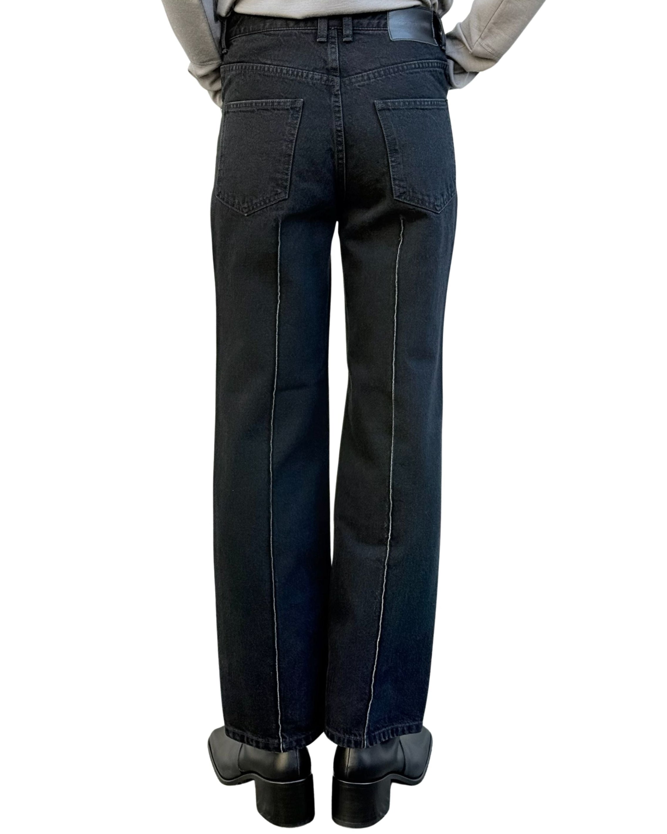 WASHED DENIM SEAM TUCK PANTS