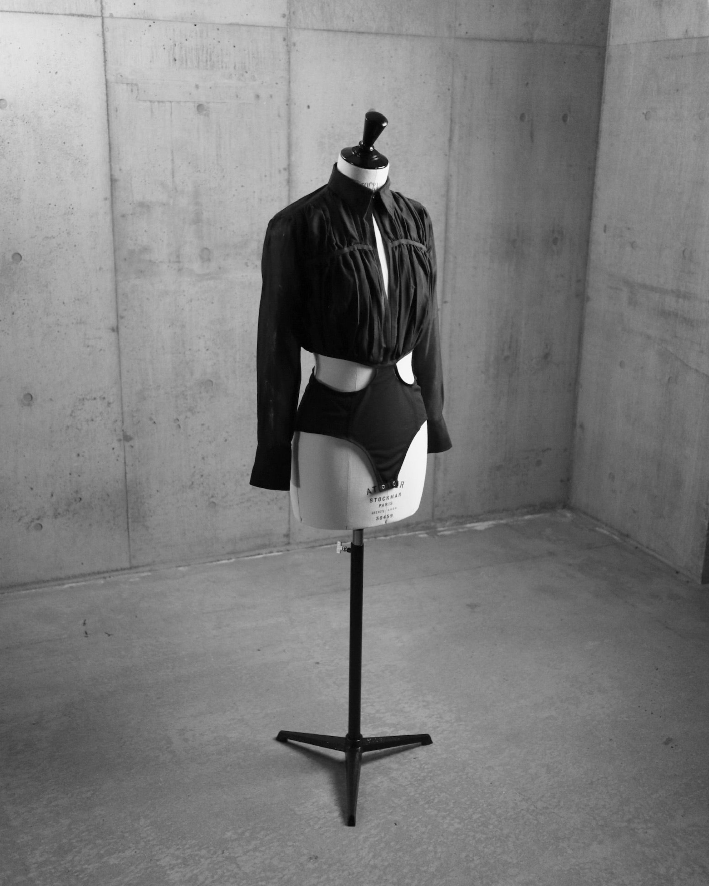 VOILE BODY SUIT GATHERED SHIRT | BLACK
