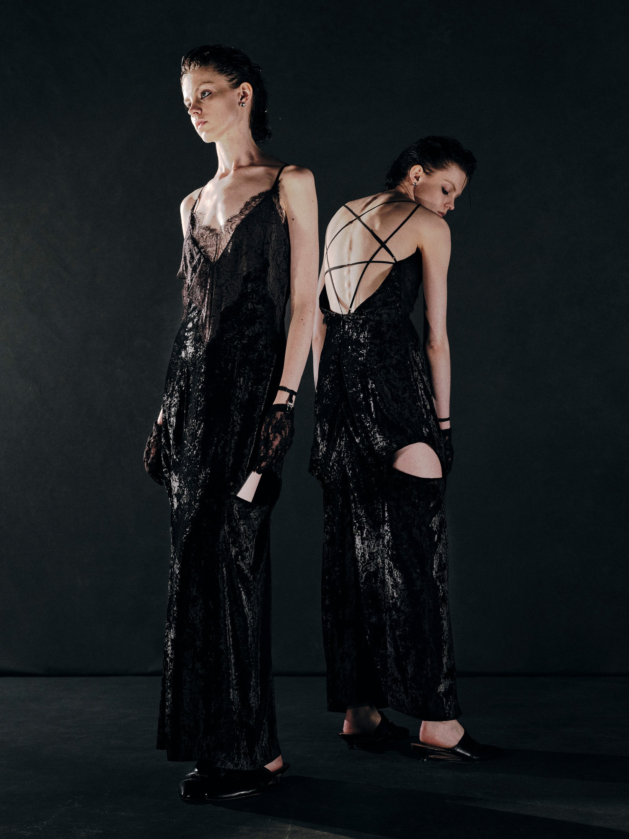 CRUSHED VELVET PENTAGON SLIP DRESS