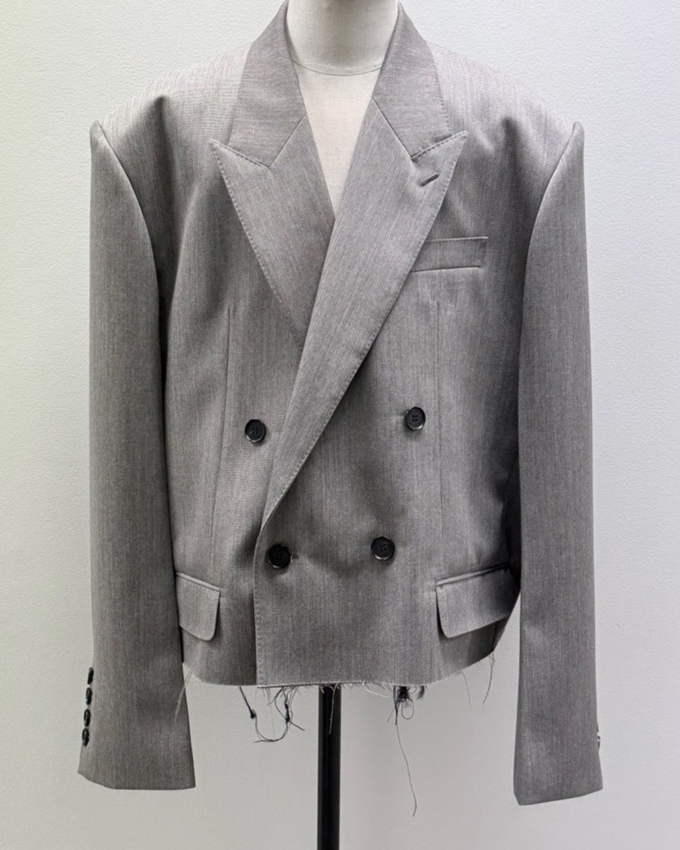 WOOL GABARDINE CUT-OFF SPENCER JACKET