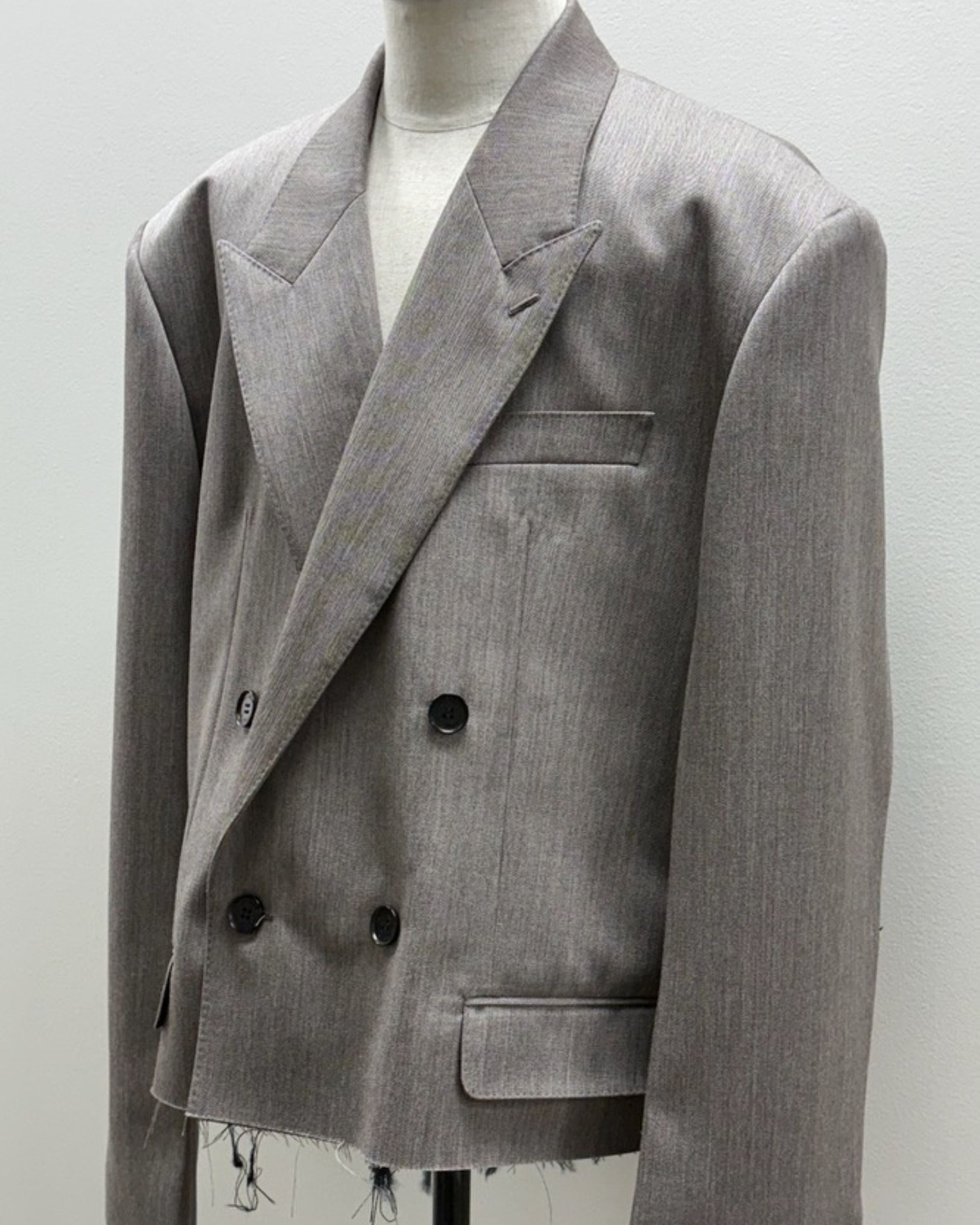 WOOL GABARDINE CUT-OFF SPENCER JACKET