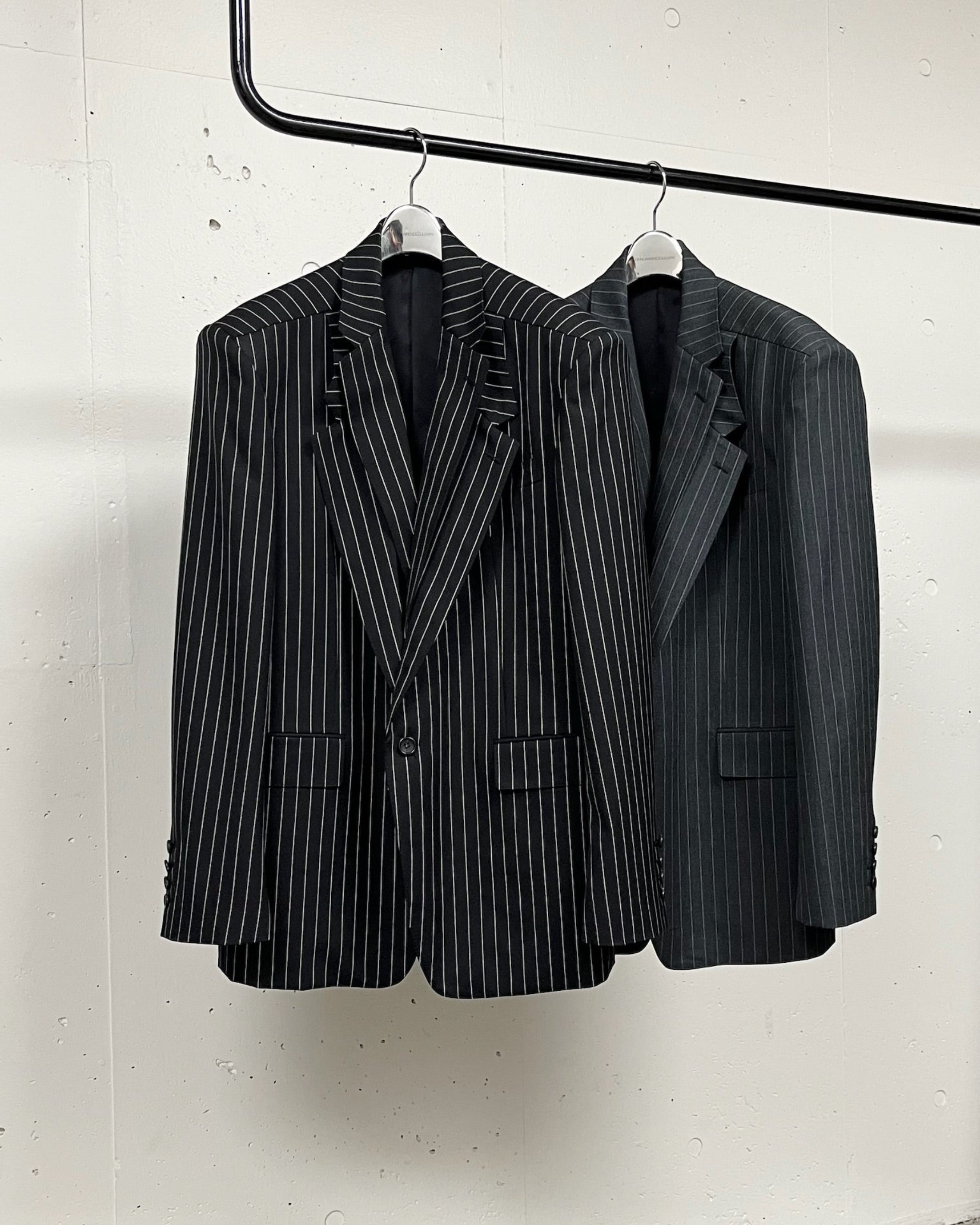 WOOL GABARDINE DETACHABLE SLEEVE JACKET | BLACK
