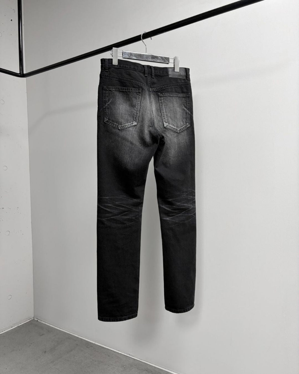 WASHED DENIM SKINNY PANTS