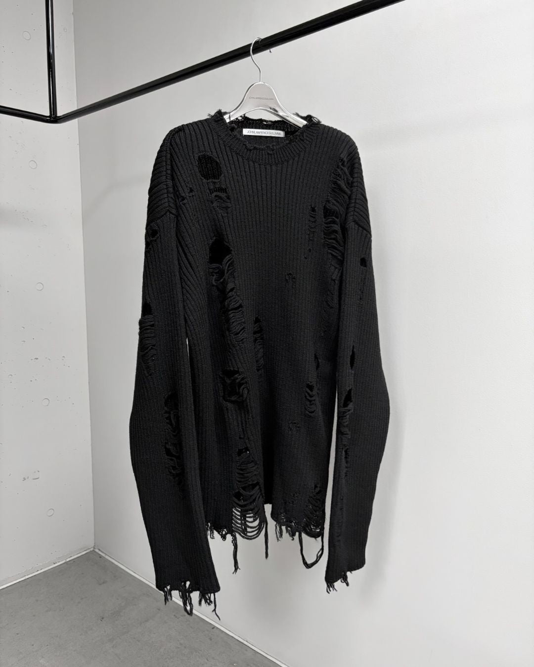DAMAGED RIB KNIT SWEATER