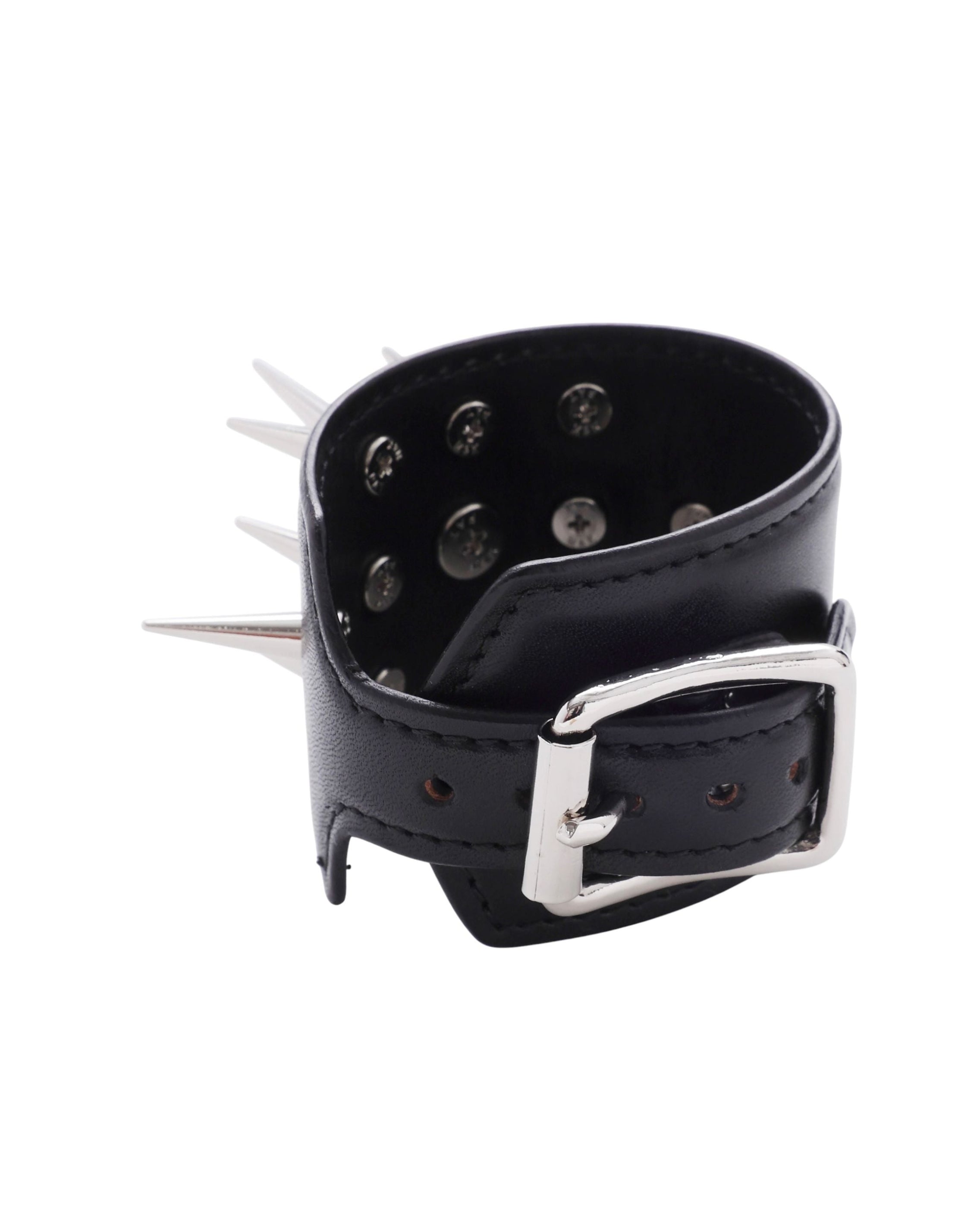 STUDDED LEATHER BANGLE