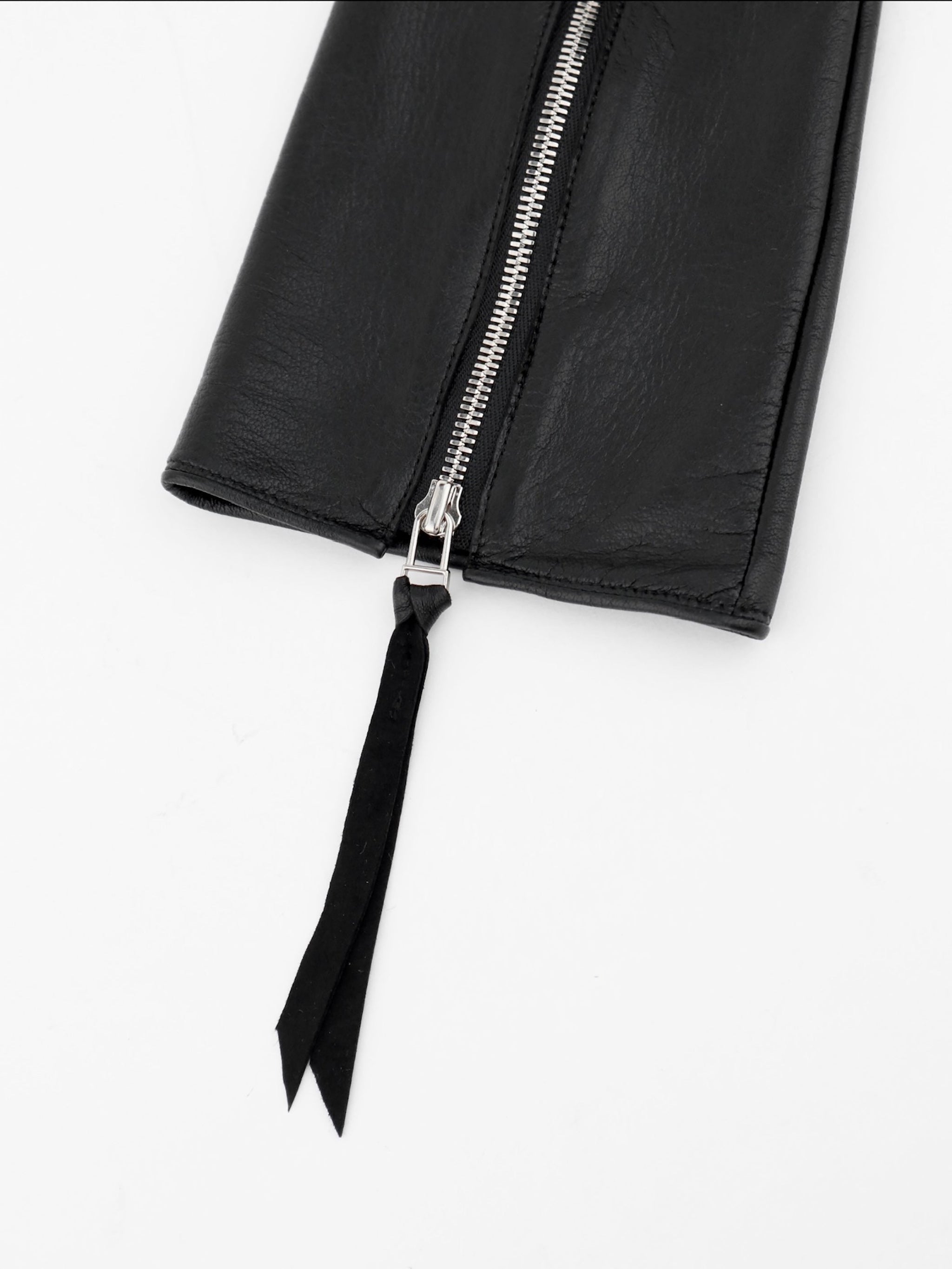 LEATHER GLOVES