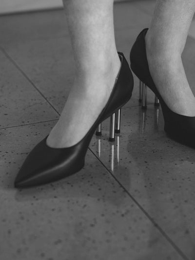 THREE HEELS PUMPS