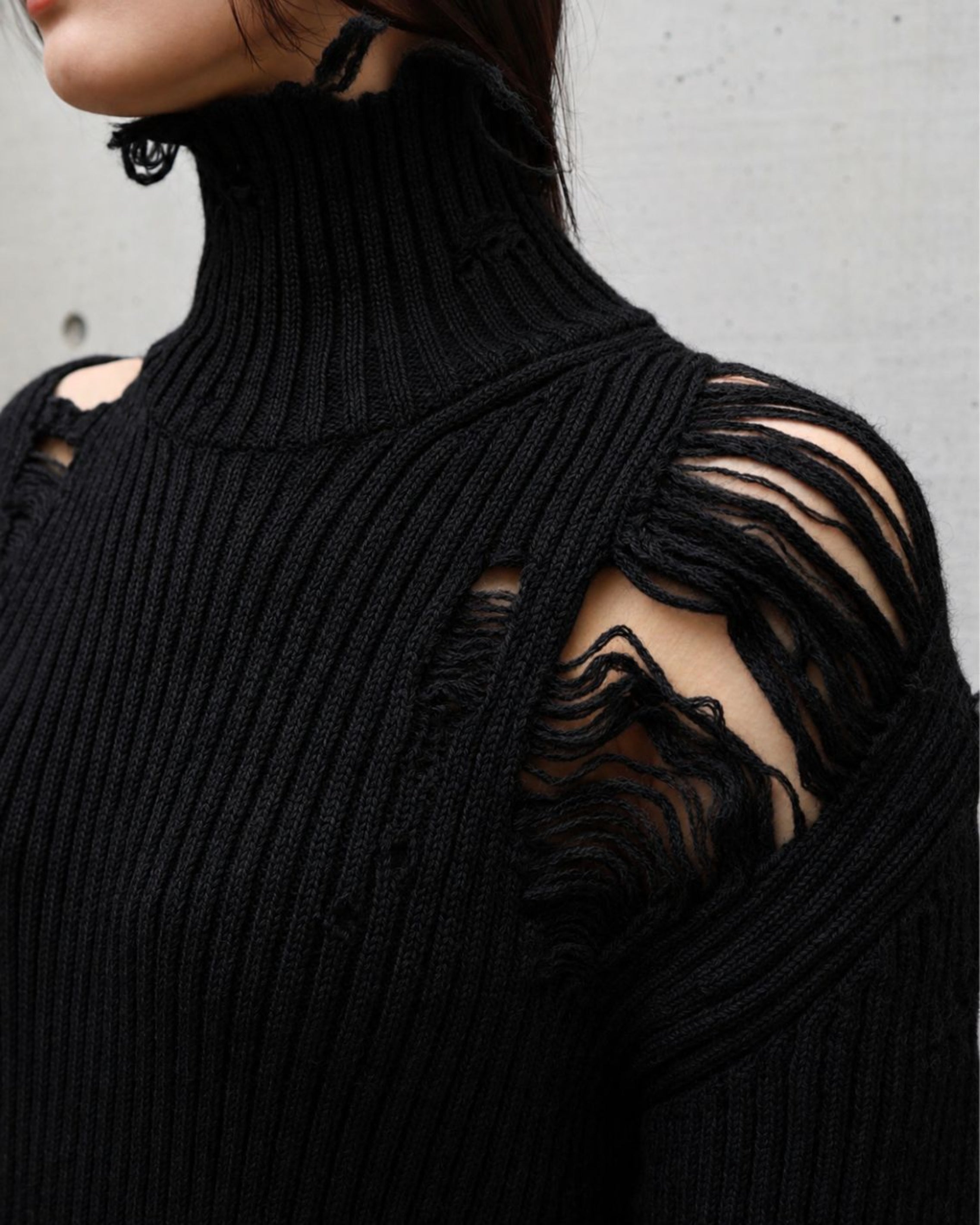 DAMAGED RIB KNIT DRESS