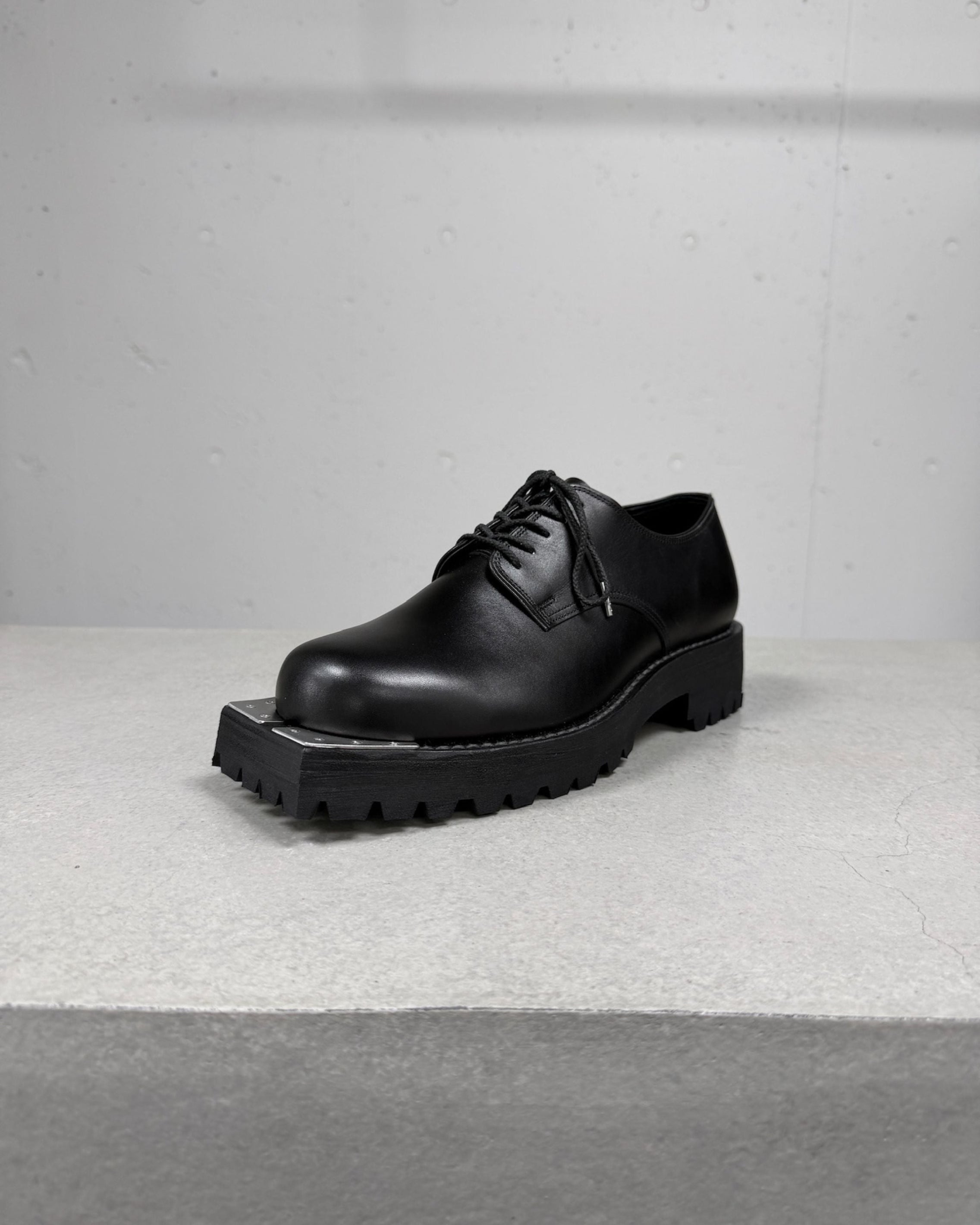 METAL TOE POSTMAN SHOES