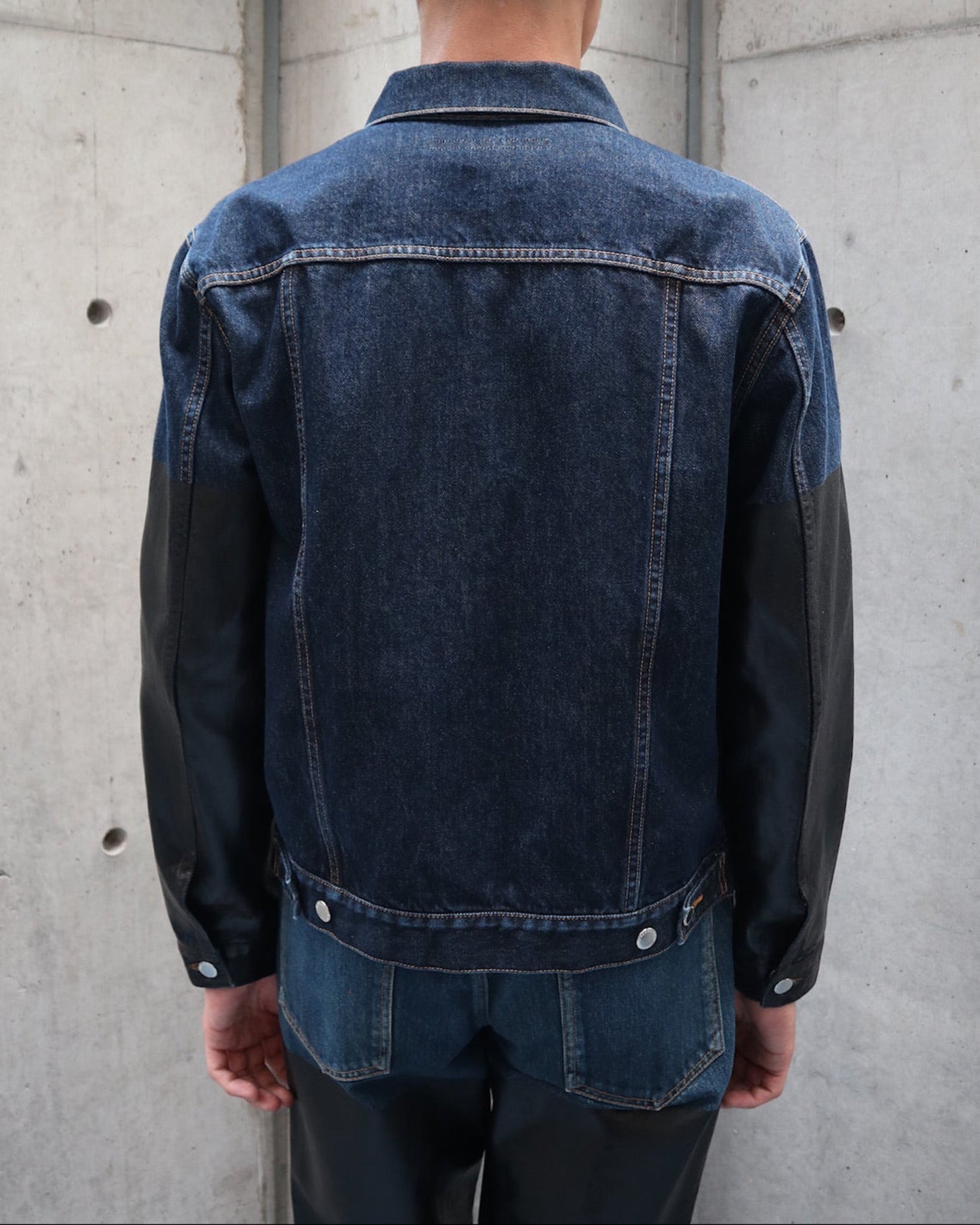 COATED SLEEVE DENIM JACKET