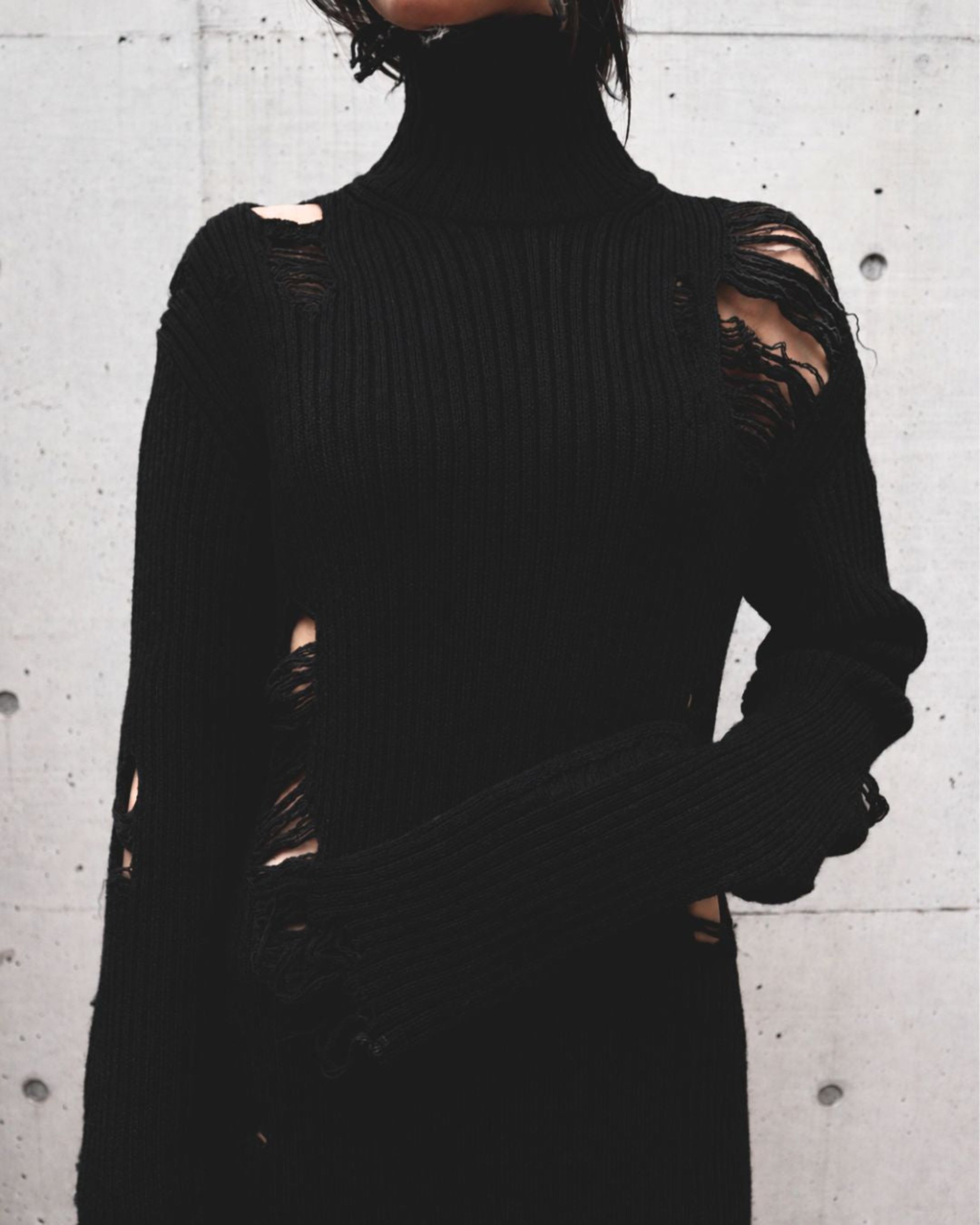 DAMAGED RIB KNIT DRESS