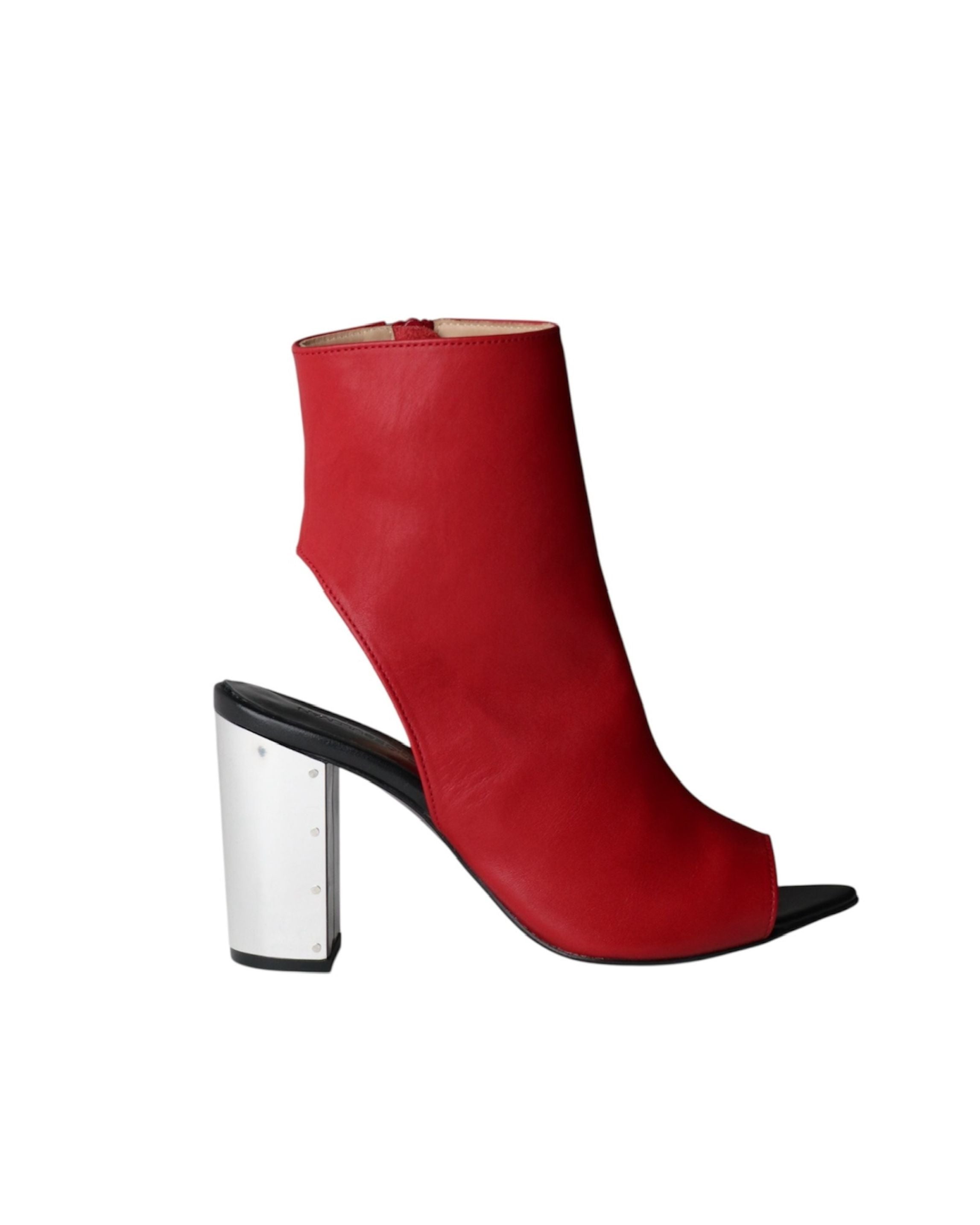 METAL HEEL LEATHER BOOTS | RED