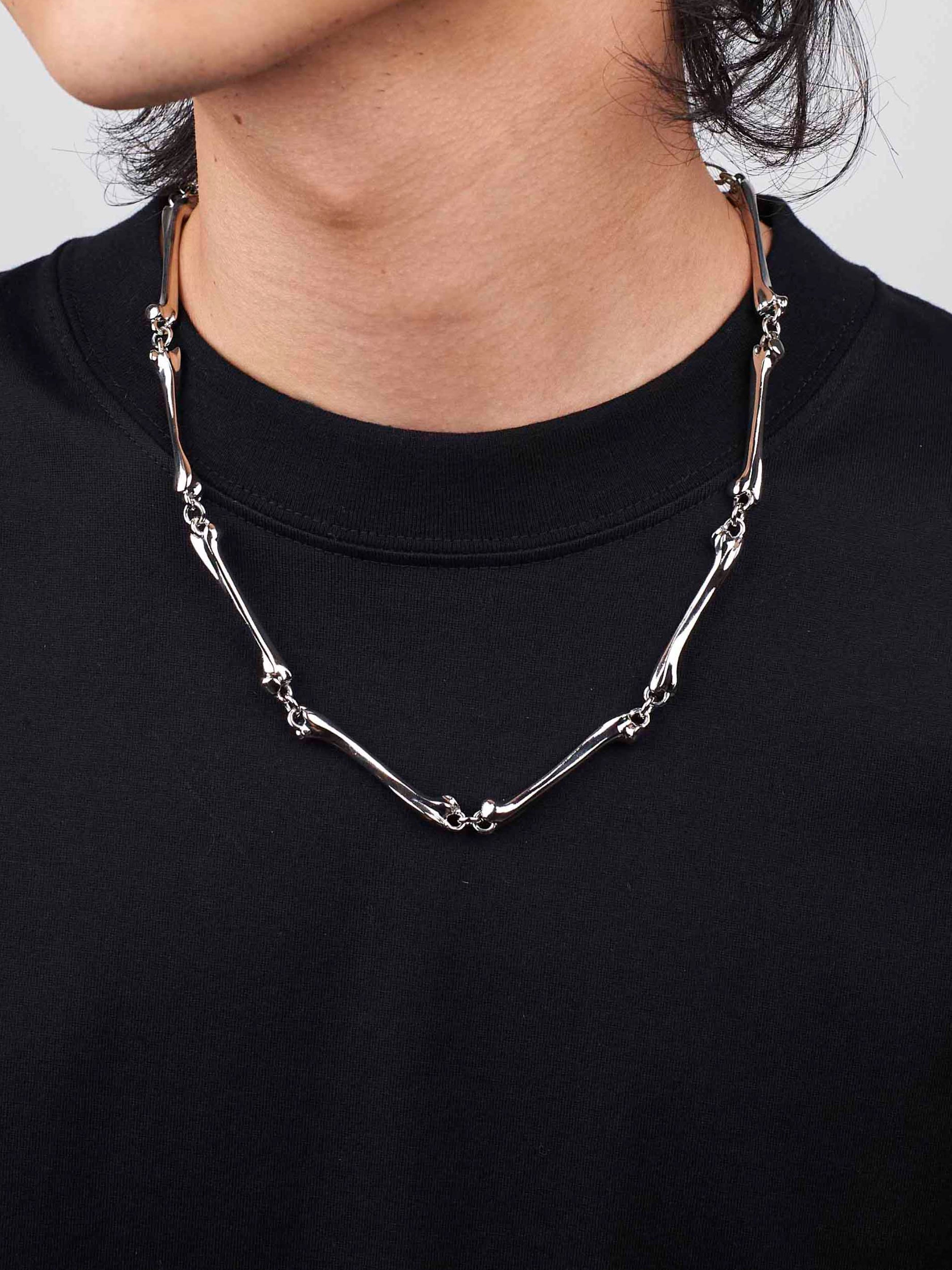 BONE CONNECTED NECKLACE