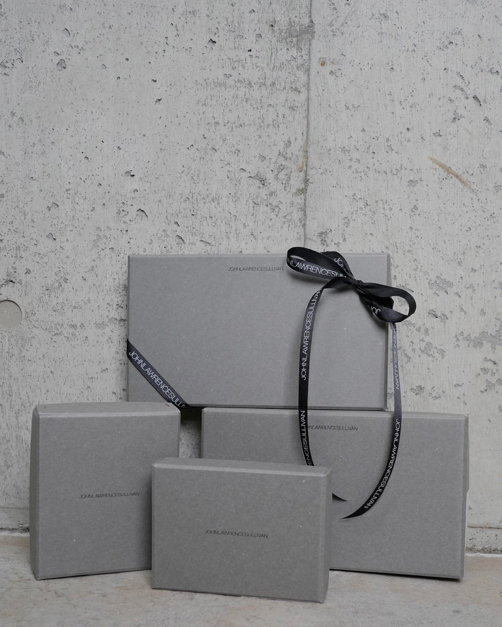 LEATHER CARD CASE