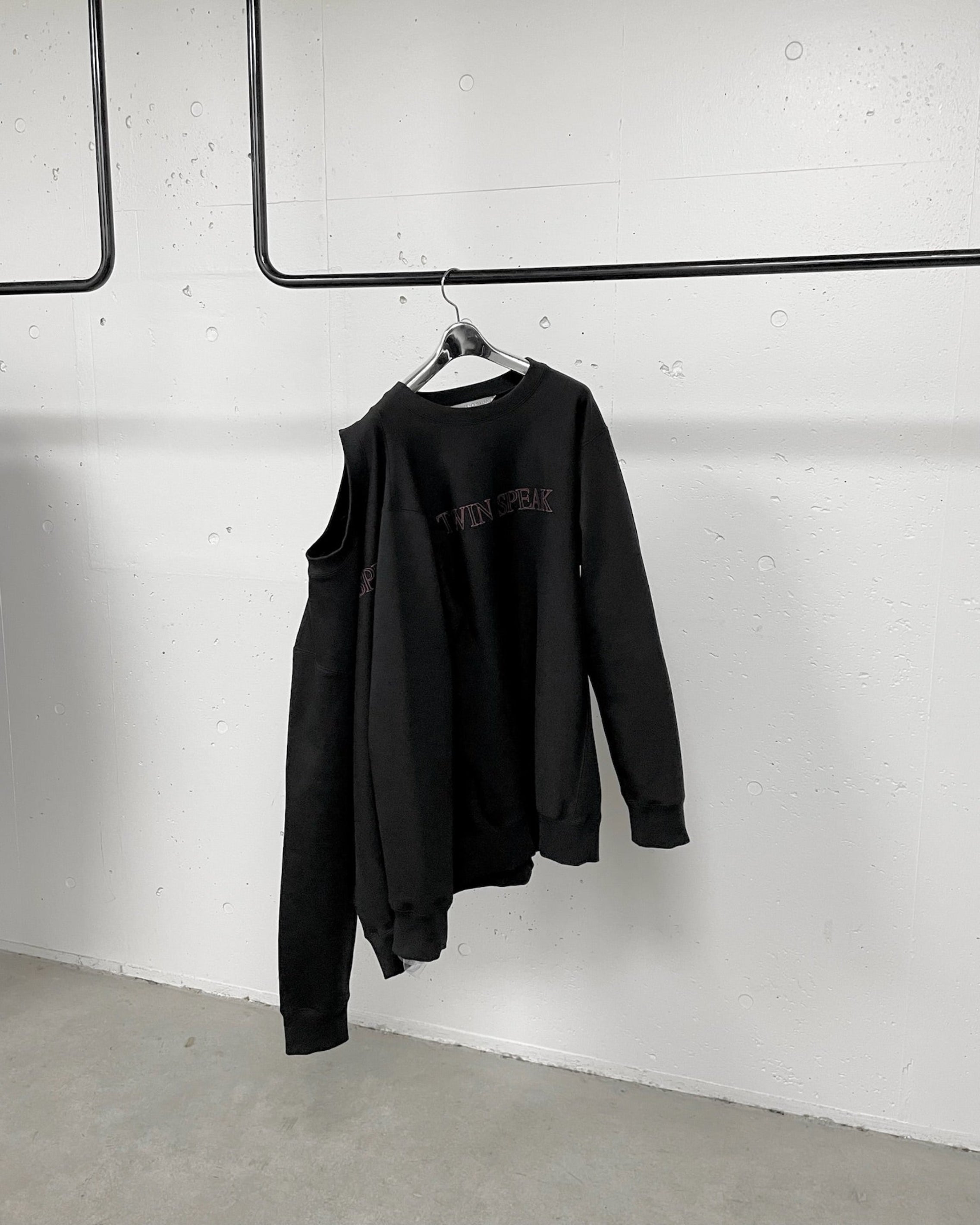 "Twin Speak" Docking Sweat Pullover
