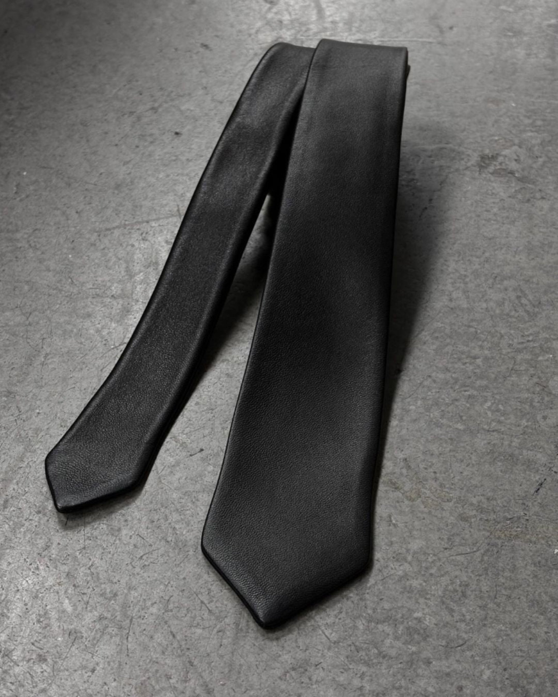 LEATHER NECK TIE