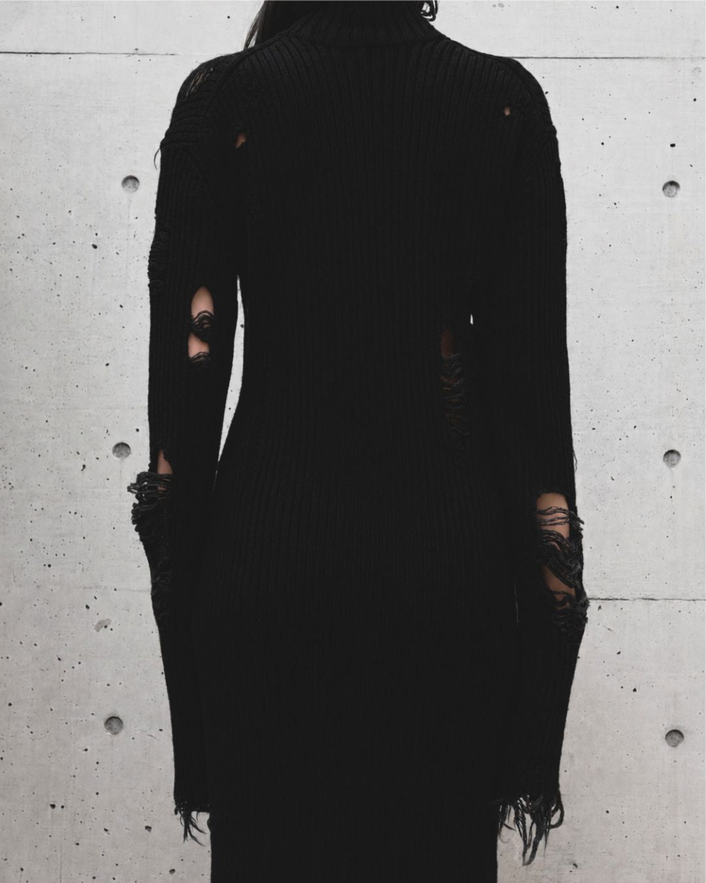 DAMAGED RIB KNIT DRESS