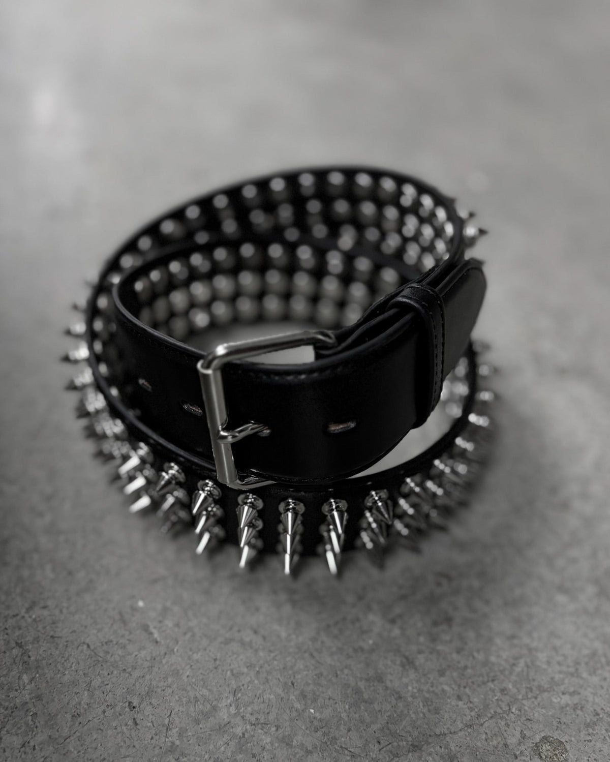 THREE ROW STUDDED LEATHER BELT