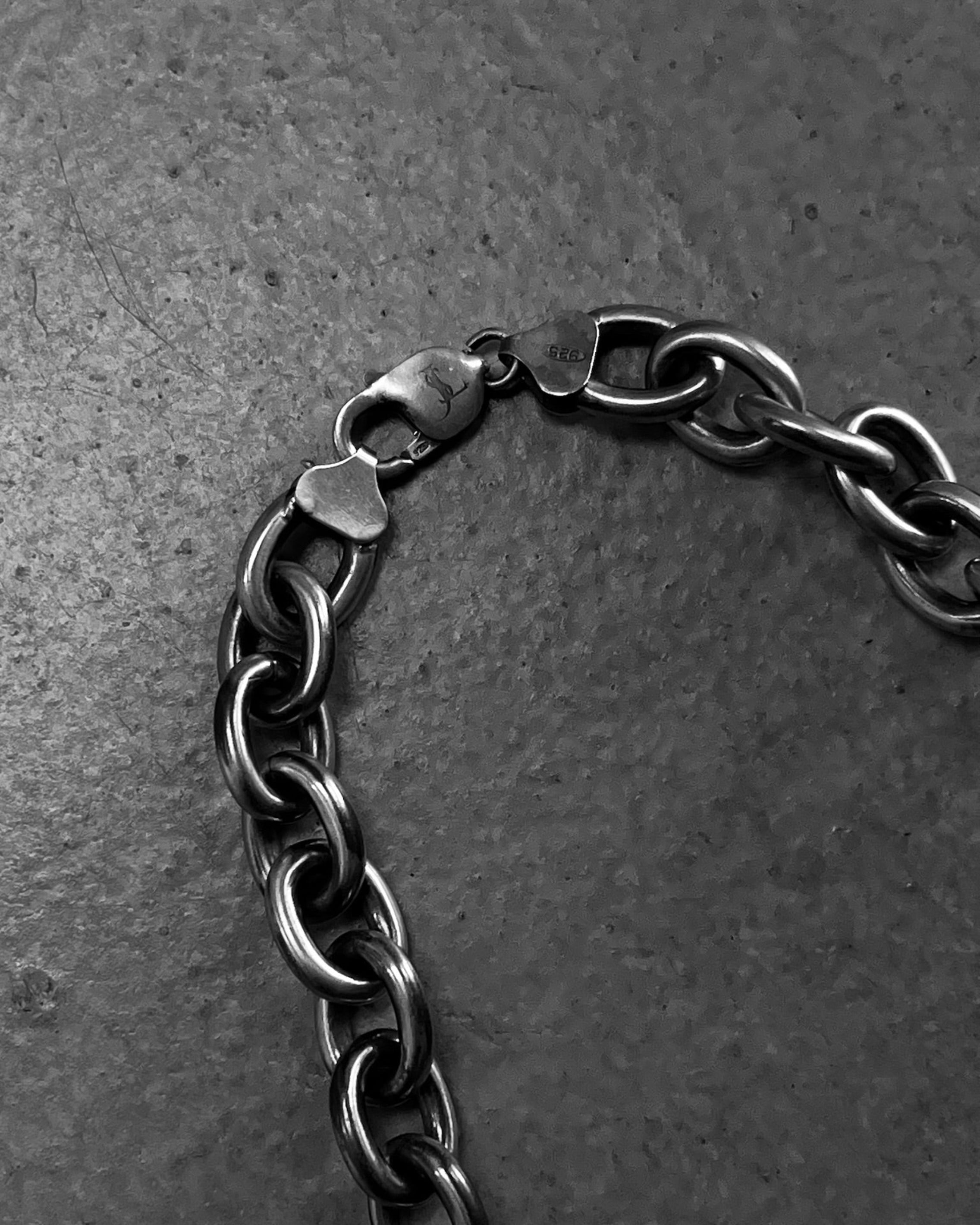 SINGLE OVAL LINK CHAIN NECKLACE