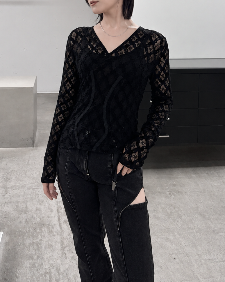 LACE TOP