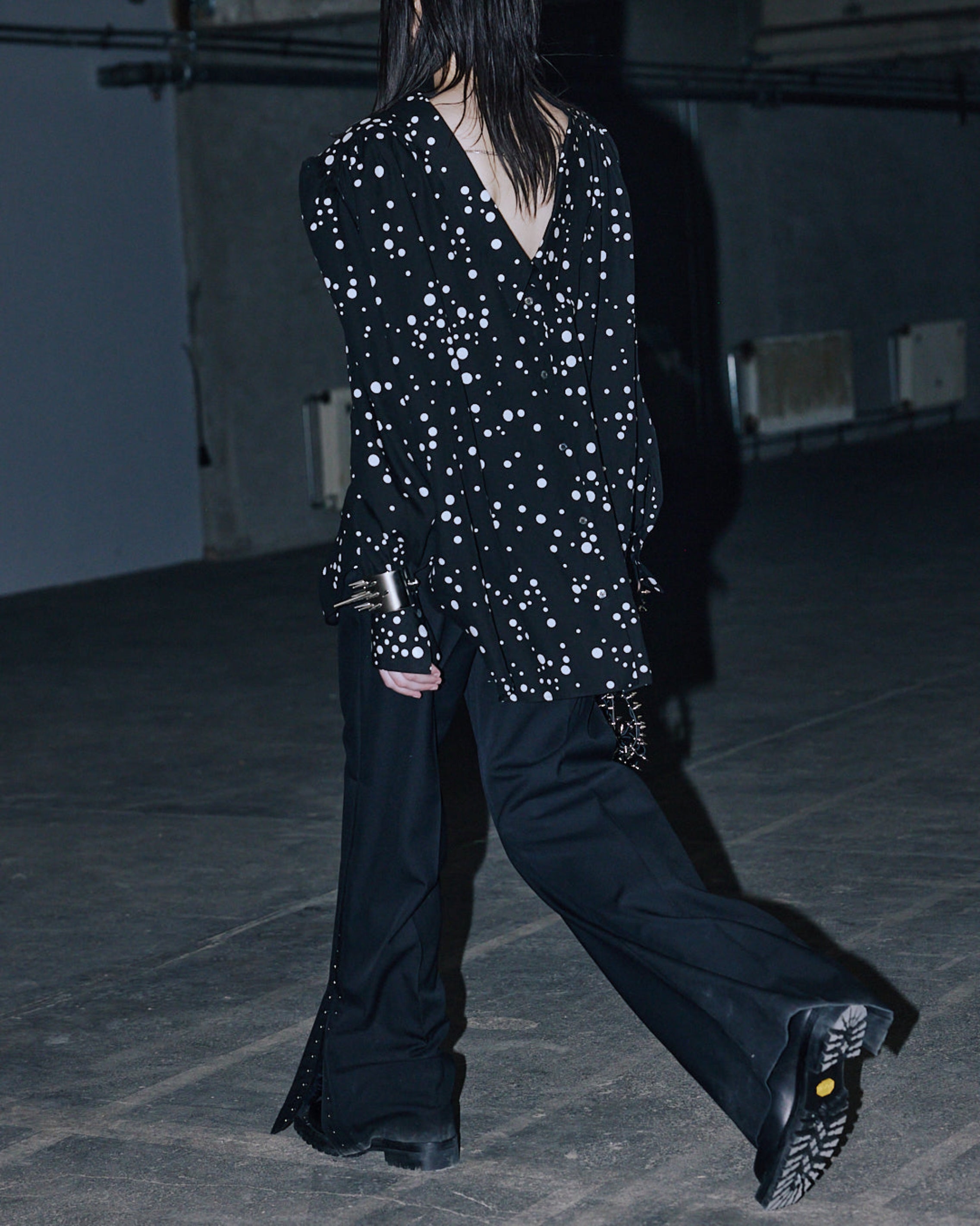 WOOL GABARDINE SLIT TROUSERS